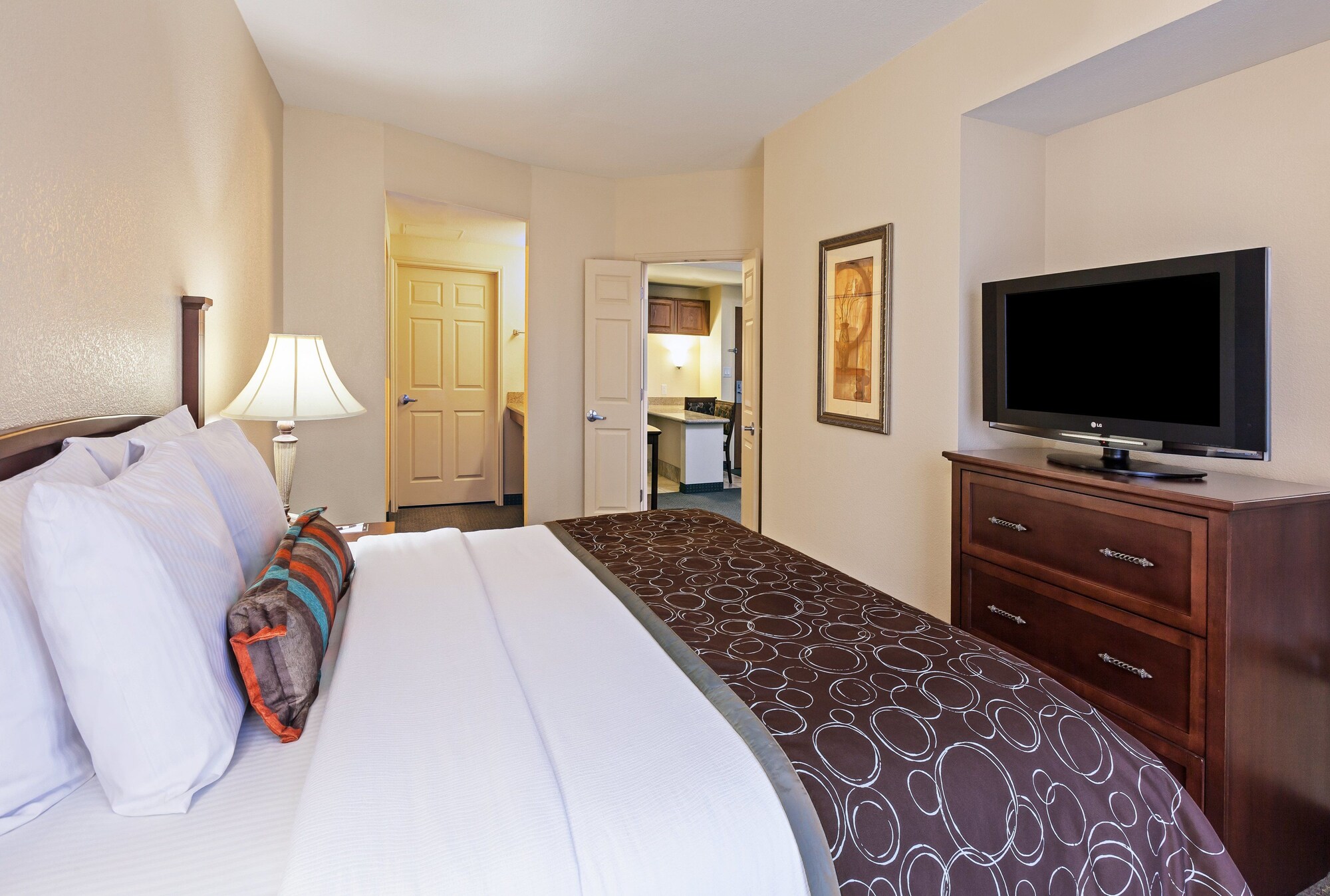 Staybridge Suites San Antonio Downtown Convention Center