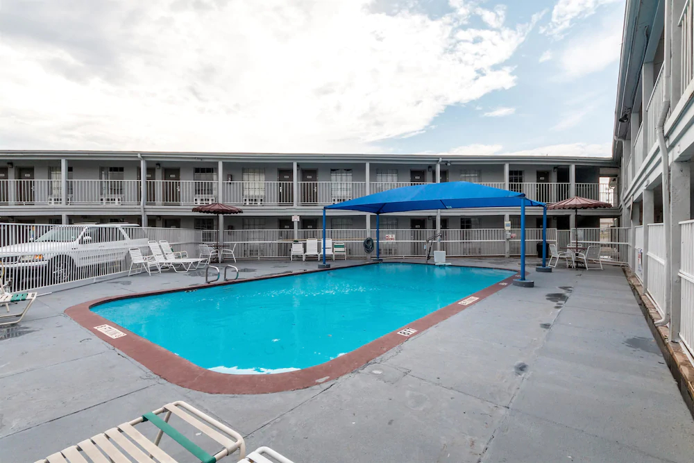 Studio 6 San Antonio, TX - Fort Sam Houston Area