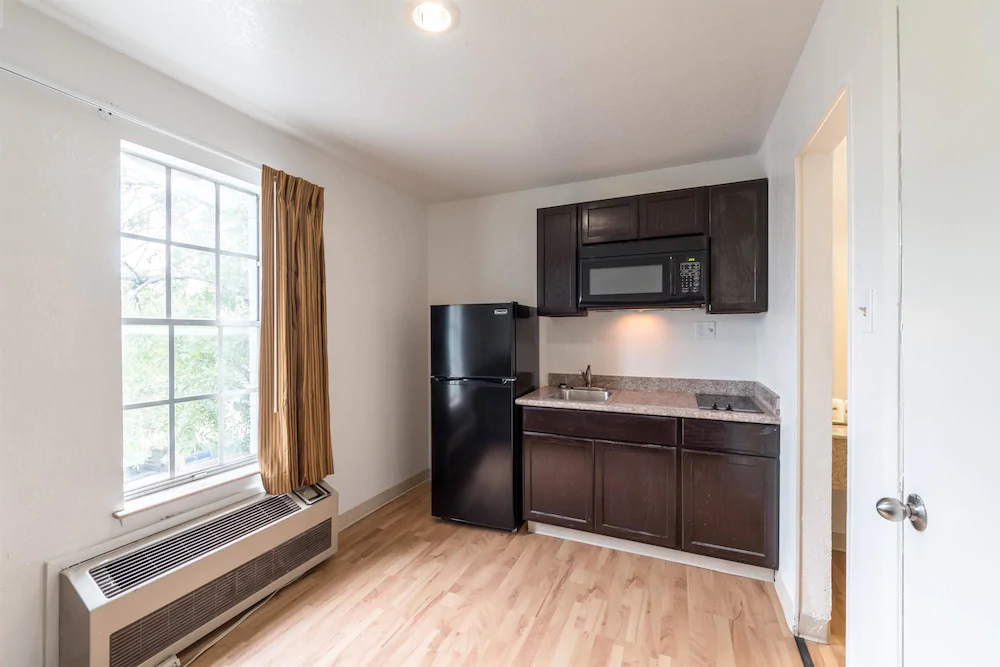 Studio 6 San Antonio, TX - Fort Sam Houston Area