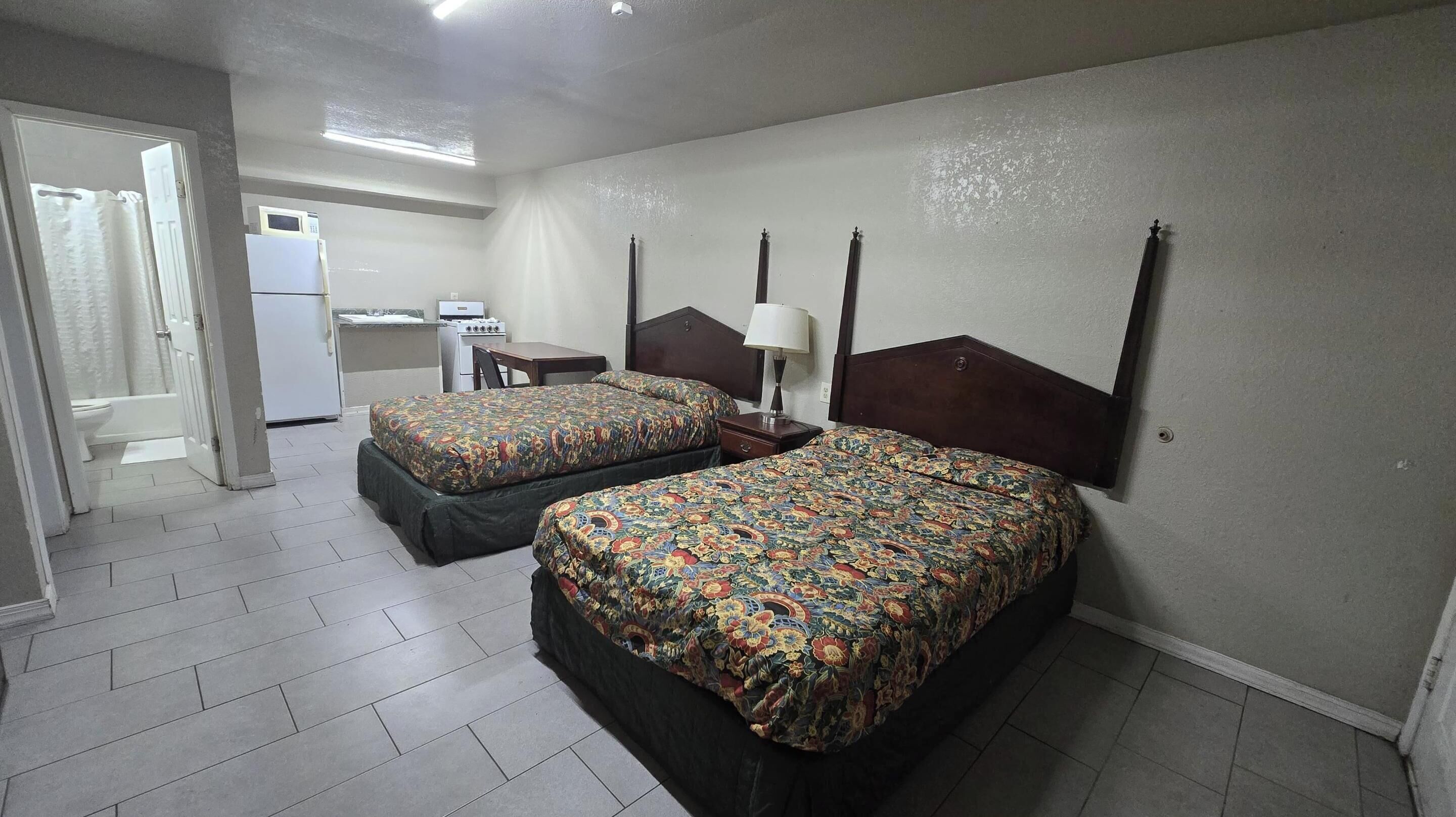 Super 7 Inn By OYO San Antonio NW Medical Center