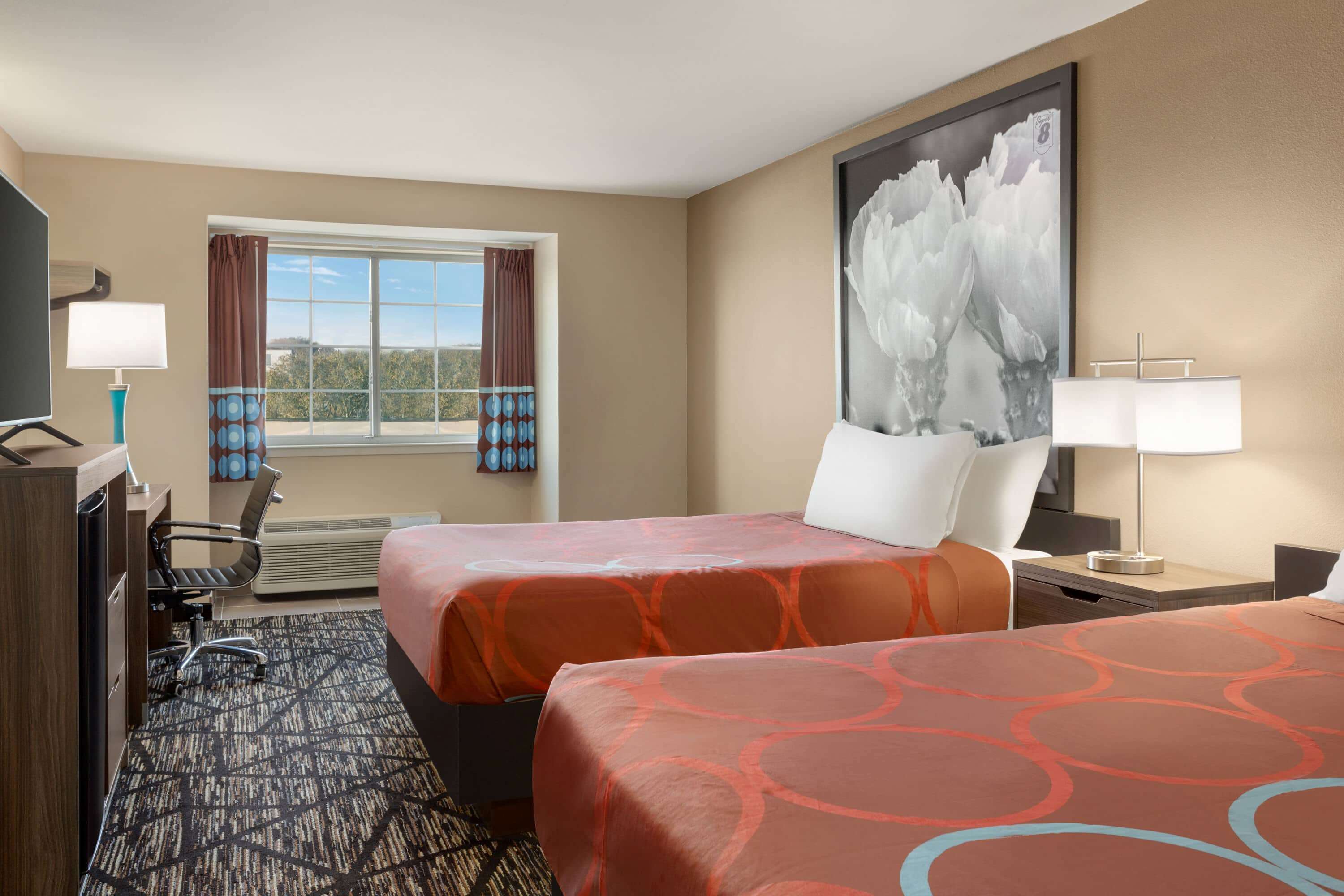Super 8 by Wyndham San Antonio Airport North