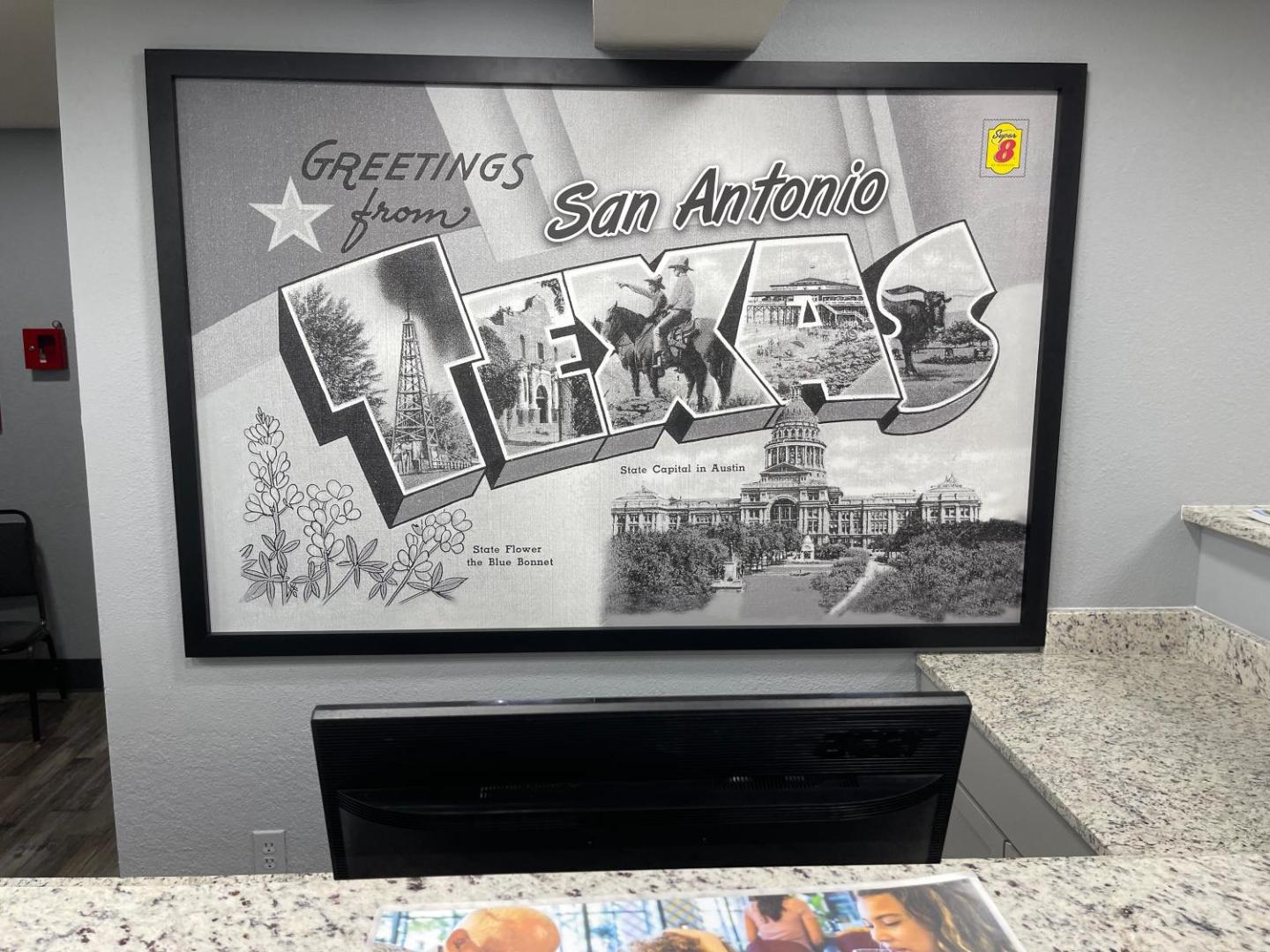 Super 8 by Wyndham San Antonio Downtown Northeast
