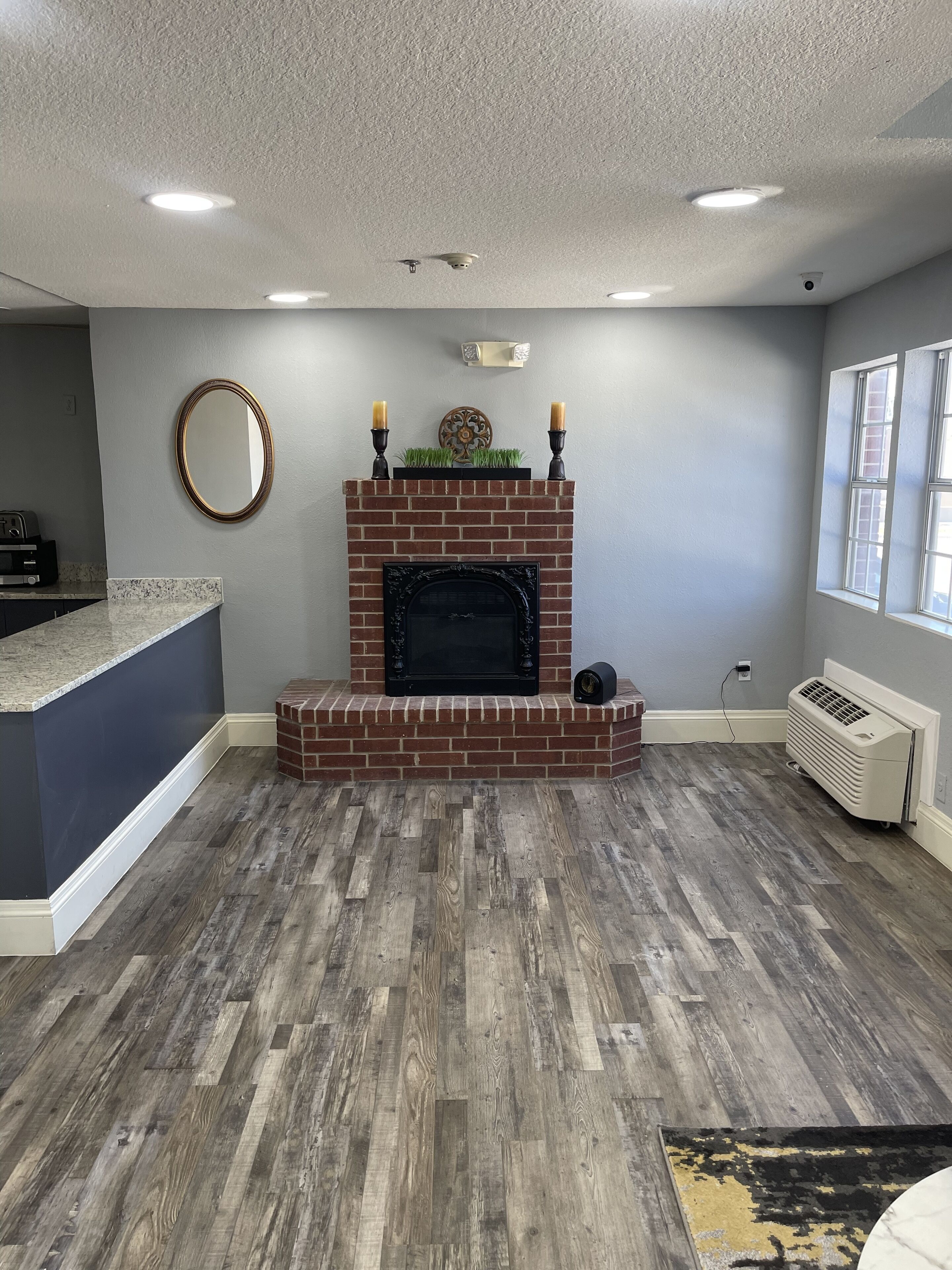 Super 8 by Wyndham San Antonio Downtown Northeast