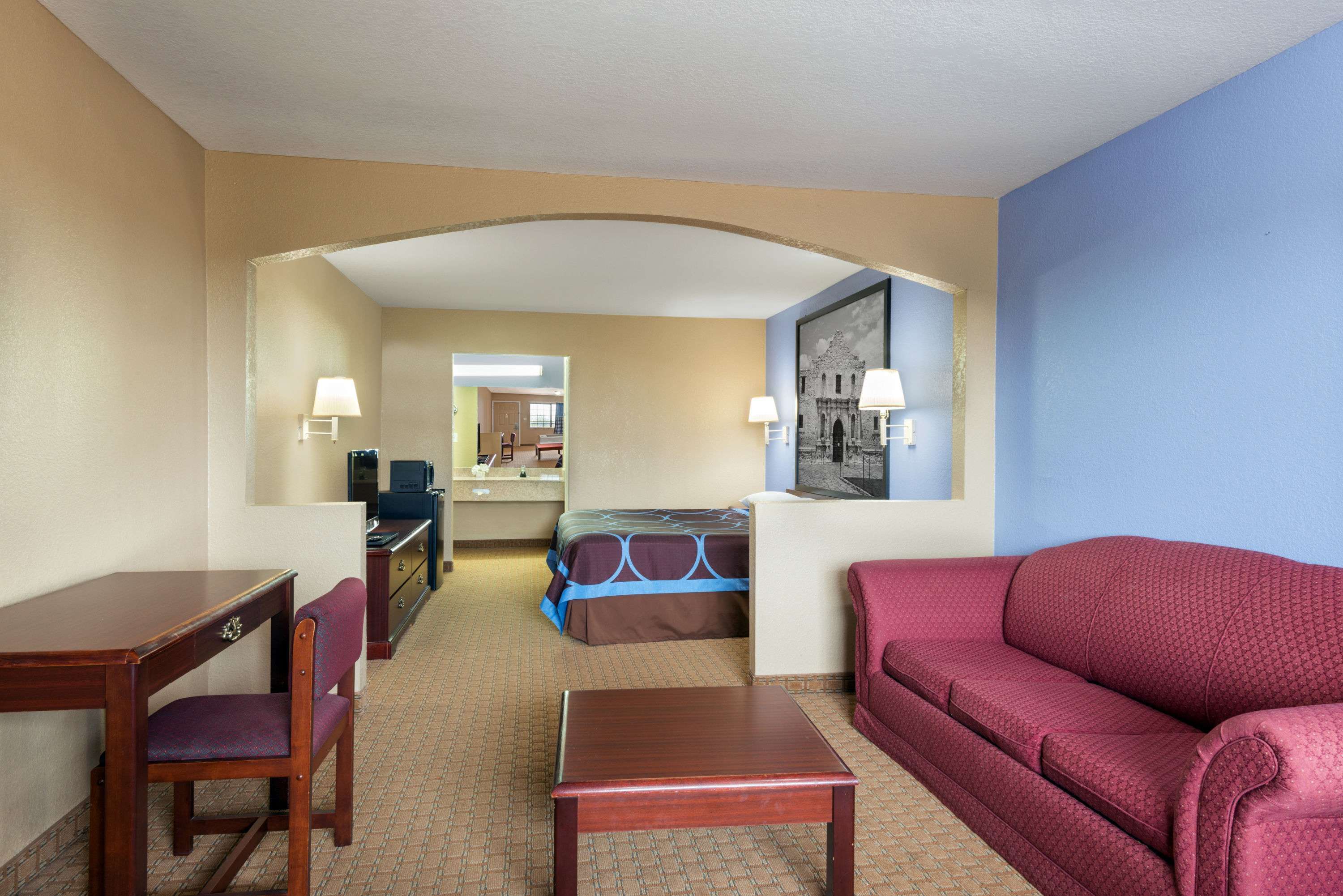 Super 8 by Wyndham San Antonio/Riverwalk Area