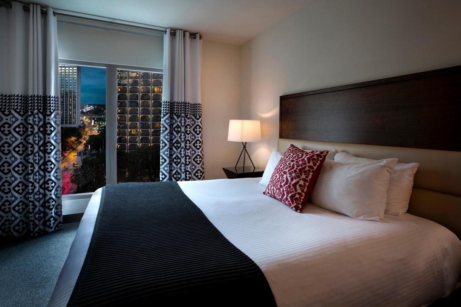 The Hotel Contessa