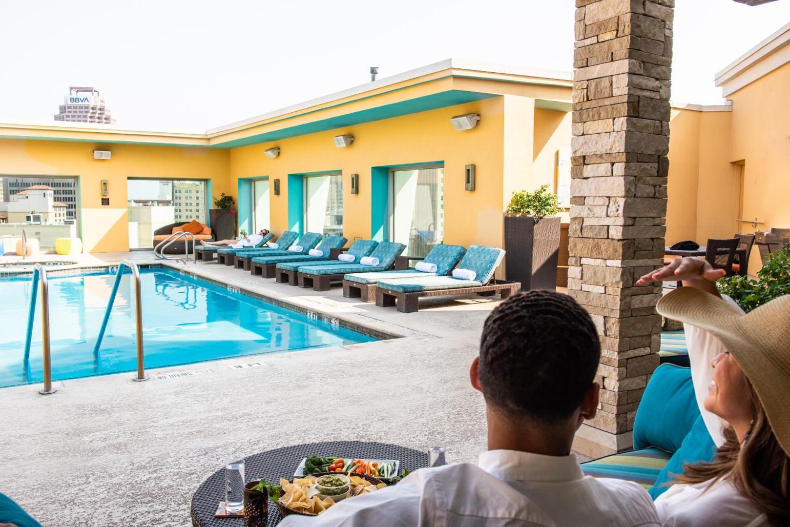 The Hotel Contessa