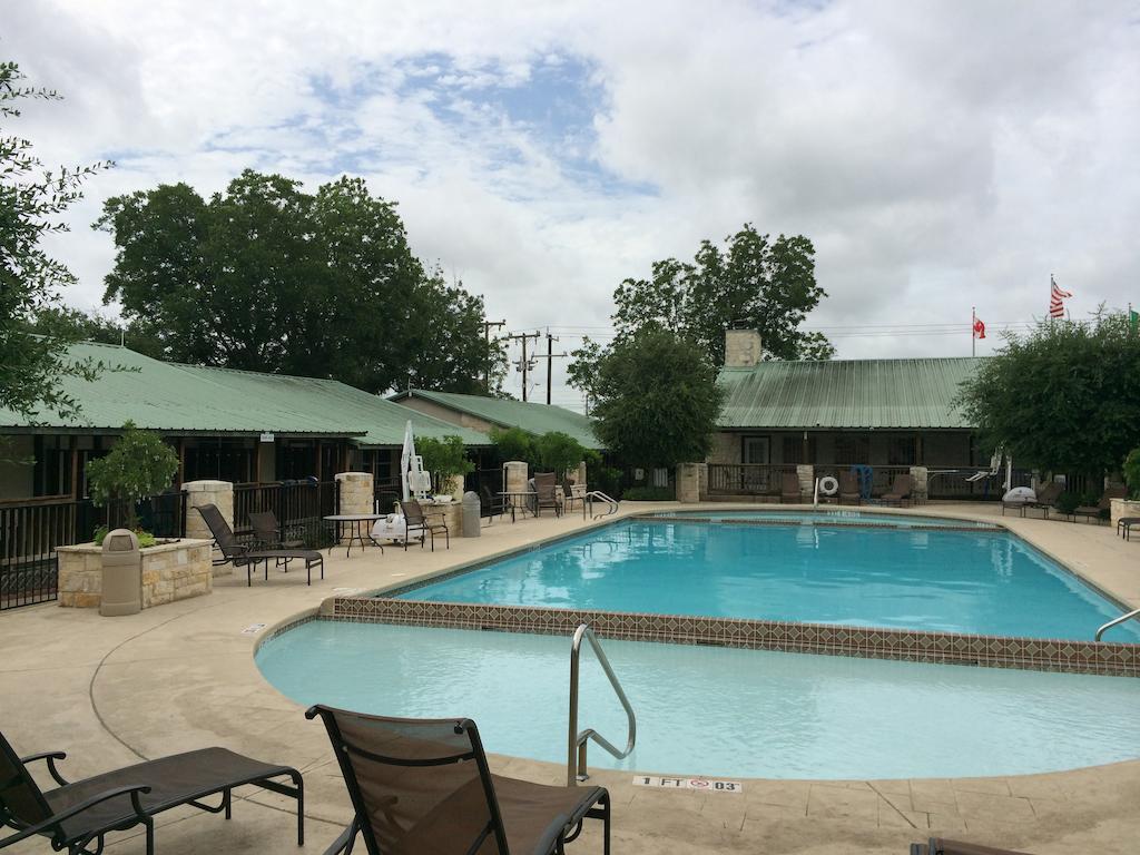 Travelodge Inn & Suites by Wyndham San Antonio Airport