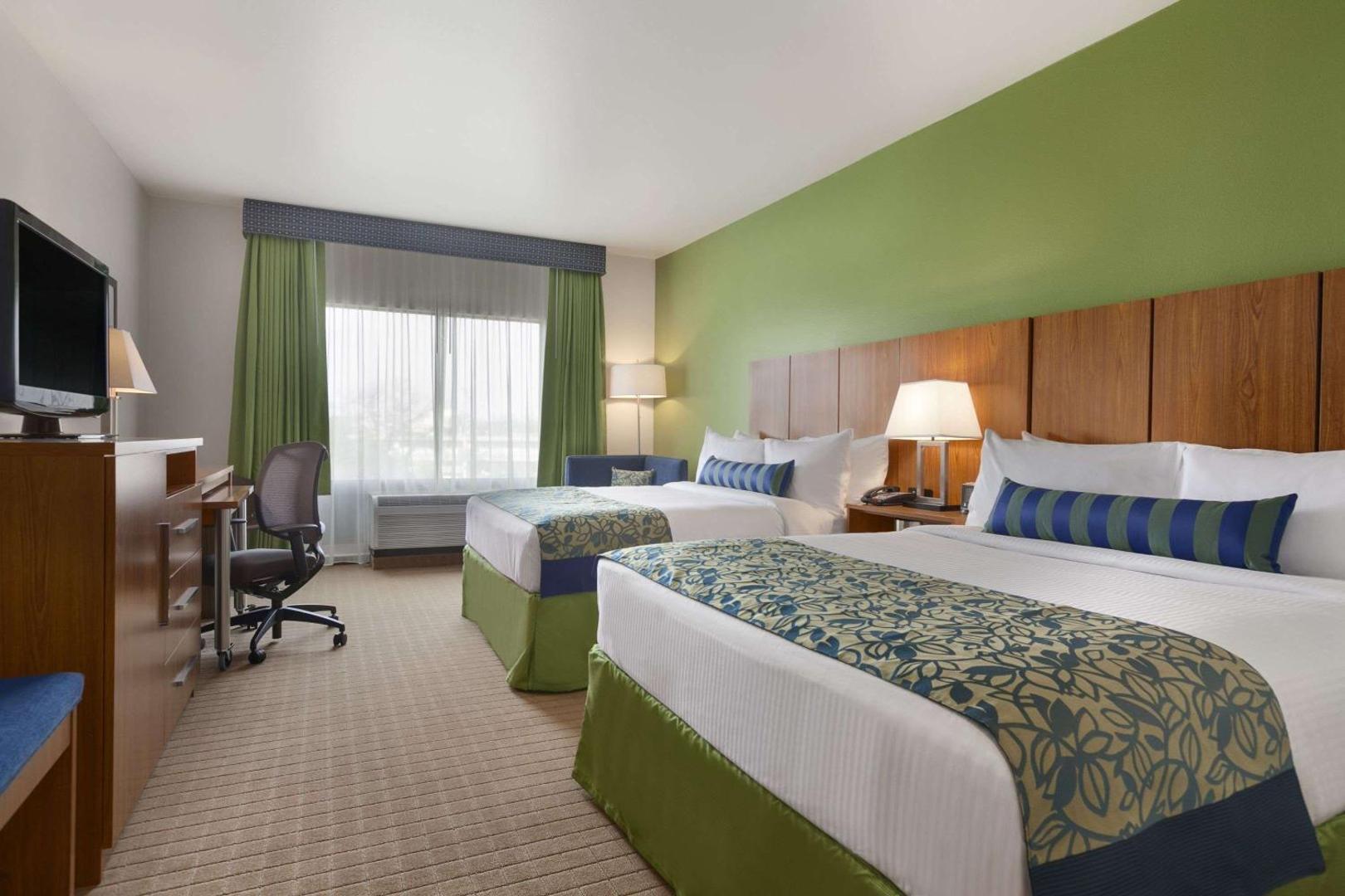 Sol Cypress, San Antonio, A Tribute Portfolio Hotel