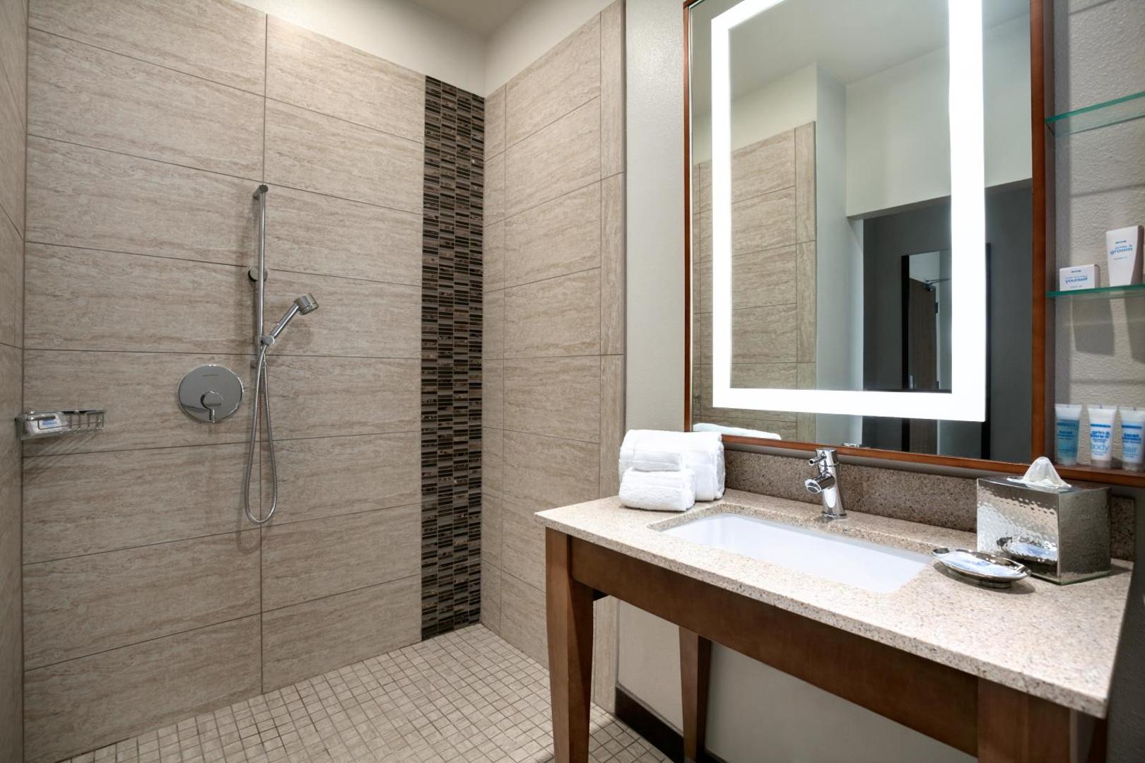 Sol Cypress, San Antonio, A Tribute Portfolio Hotel