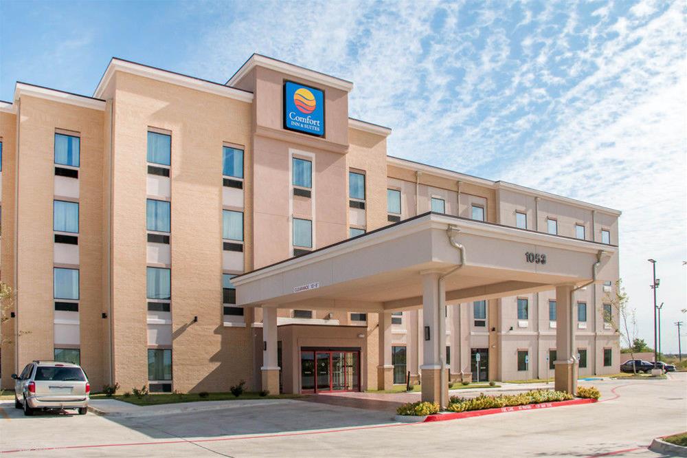 Comfort Inn & Suites