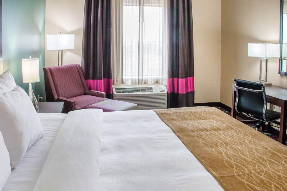 Comfort Inn & Suites