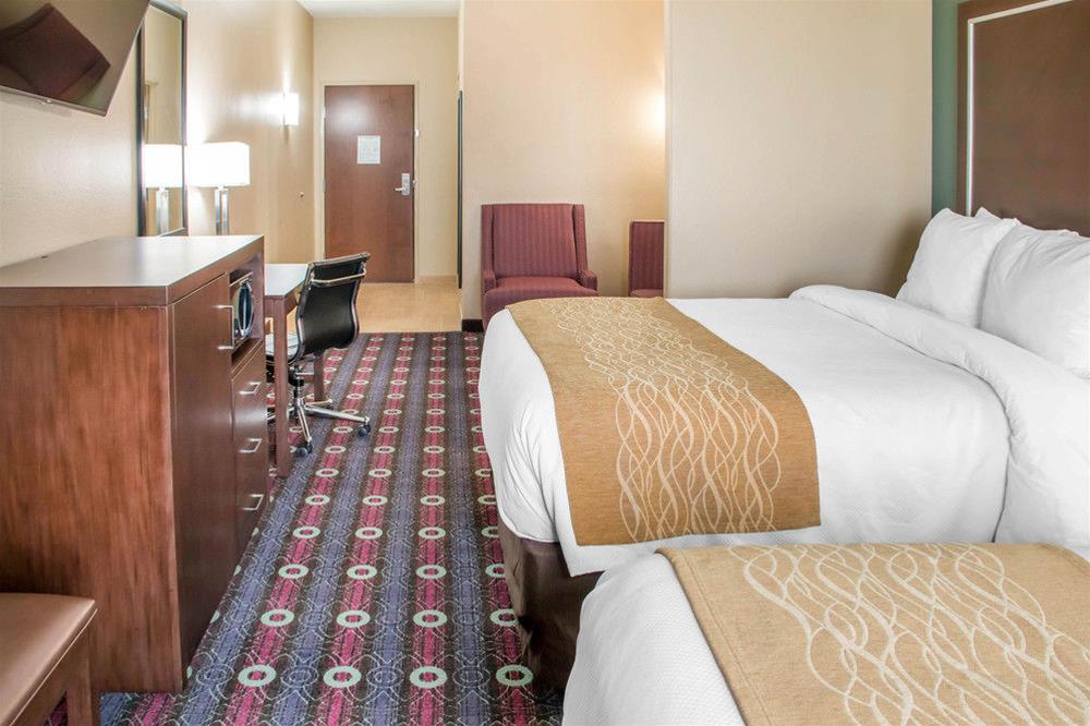 Comfort Inn & Suites