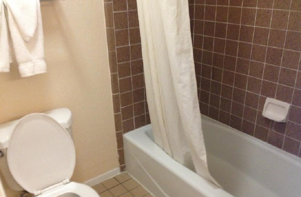 Days Inn by Wyndham San Marcos