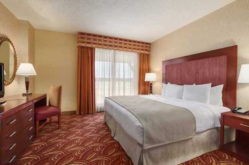 Embassy Suites San Marcos Spa & Conference