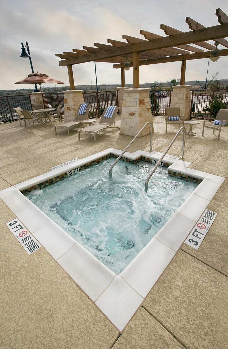 Embassy Suites San Marcos Spa & Conference