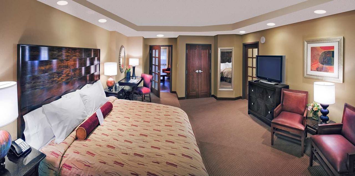 Embassy Suites San Marcos Spa & Conference