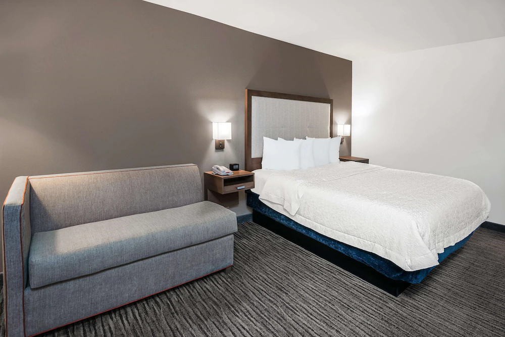 Hampton Inn & Suites San Marcos