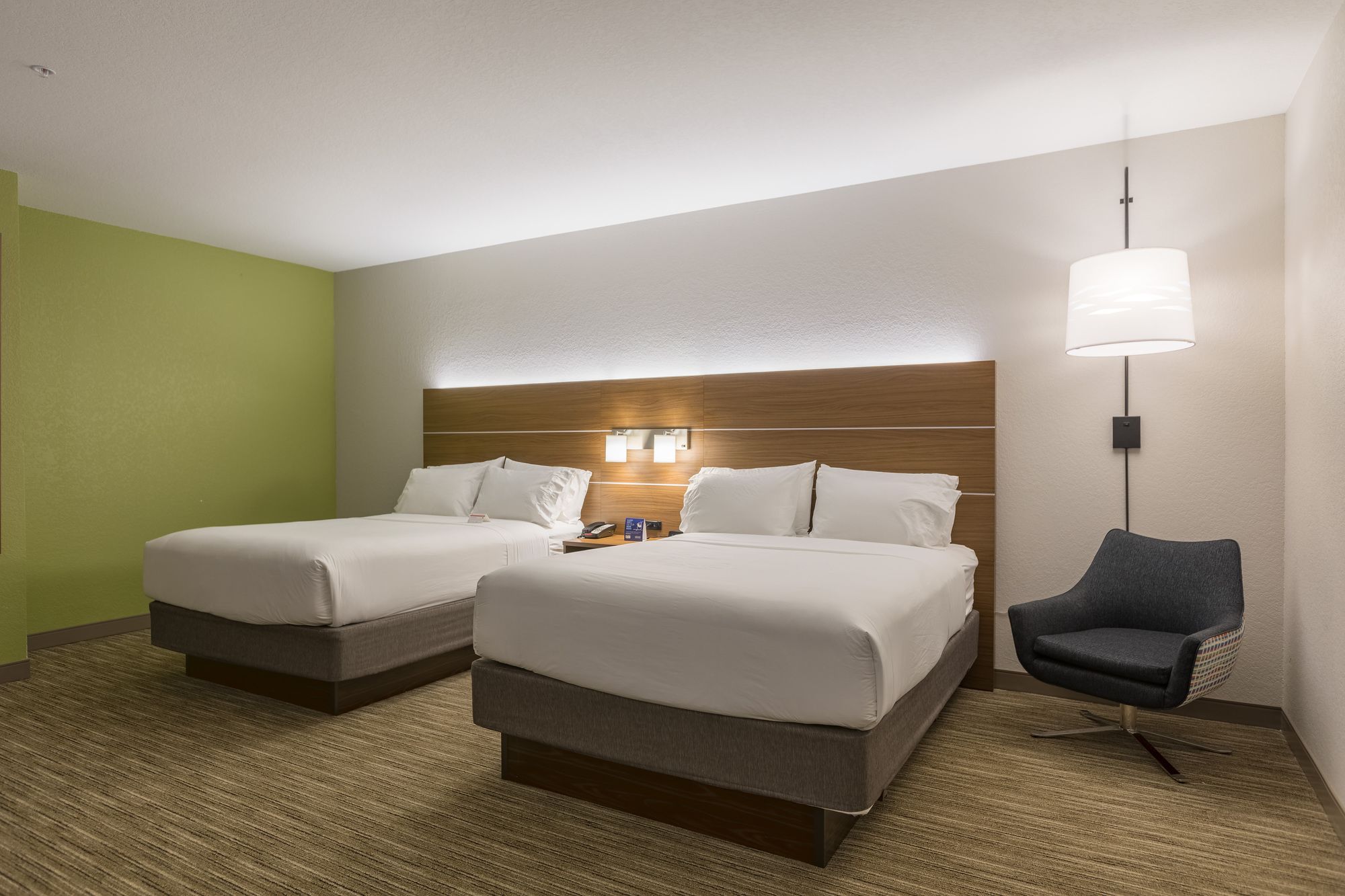 Holiday Inn Express & Suites San Marcos South