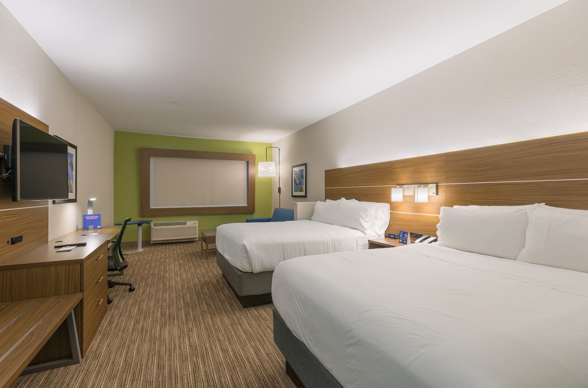Holiday Inn Express & Suites San Marcos South