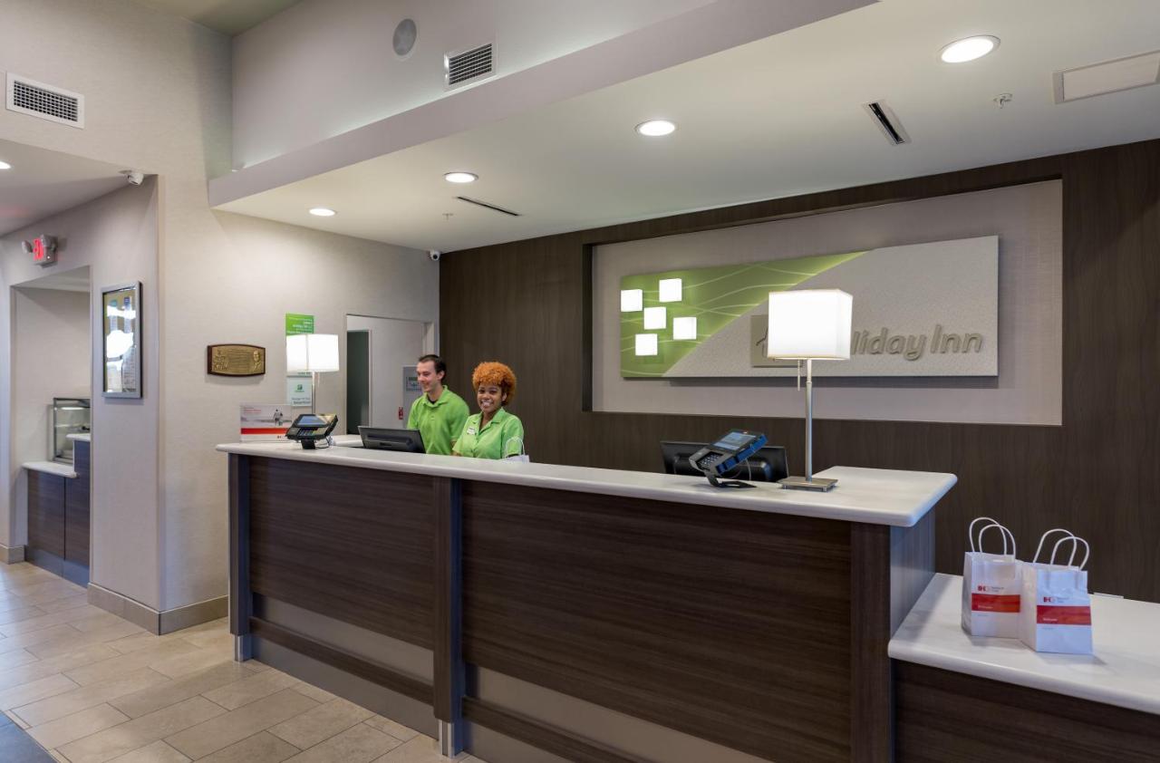 Holiday Inn San Marcos-Convention CTR Area