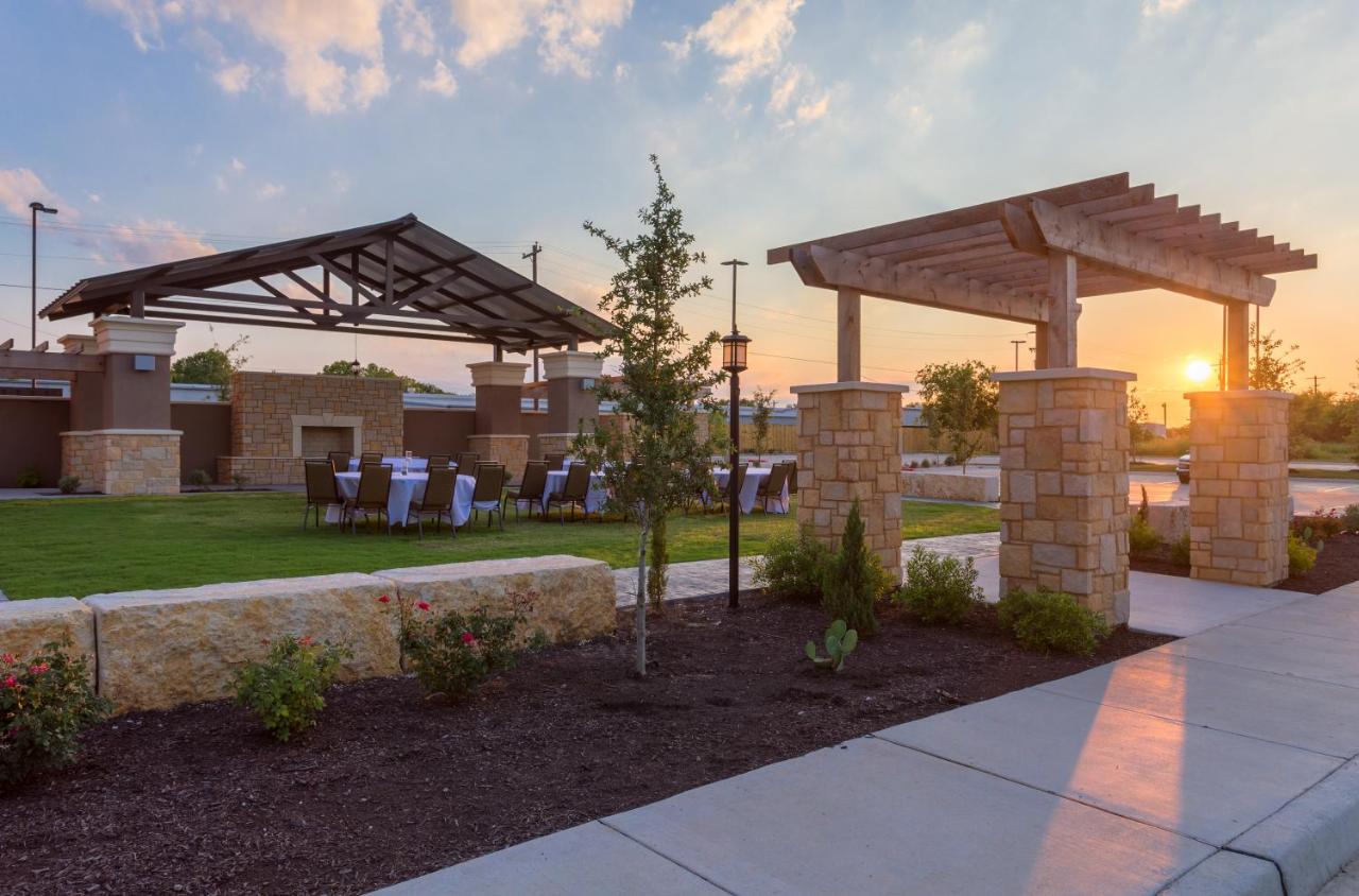 Holiday Inn San Marcos-Convention CTR Area