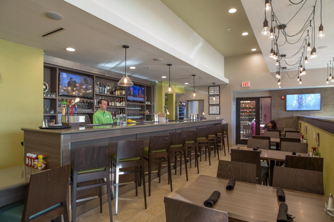 Holiday Inn San Marcos-Convention CTR Area