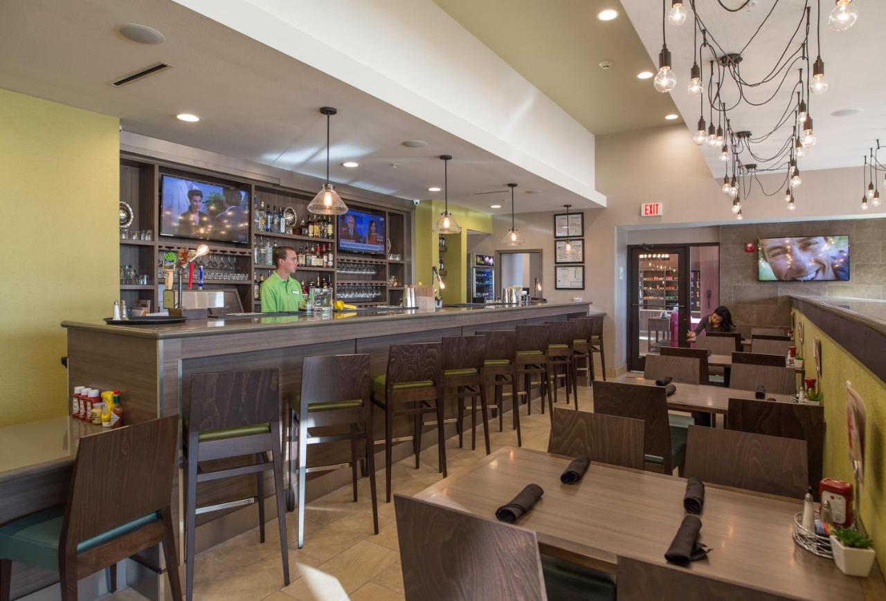 Holiday Inn San Marcos-Convention CTR Area