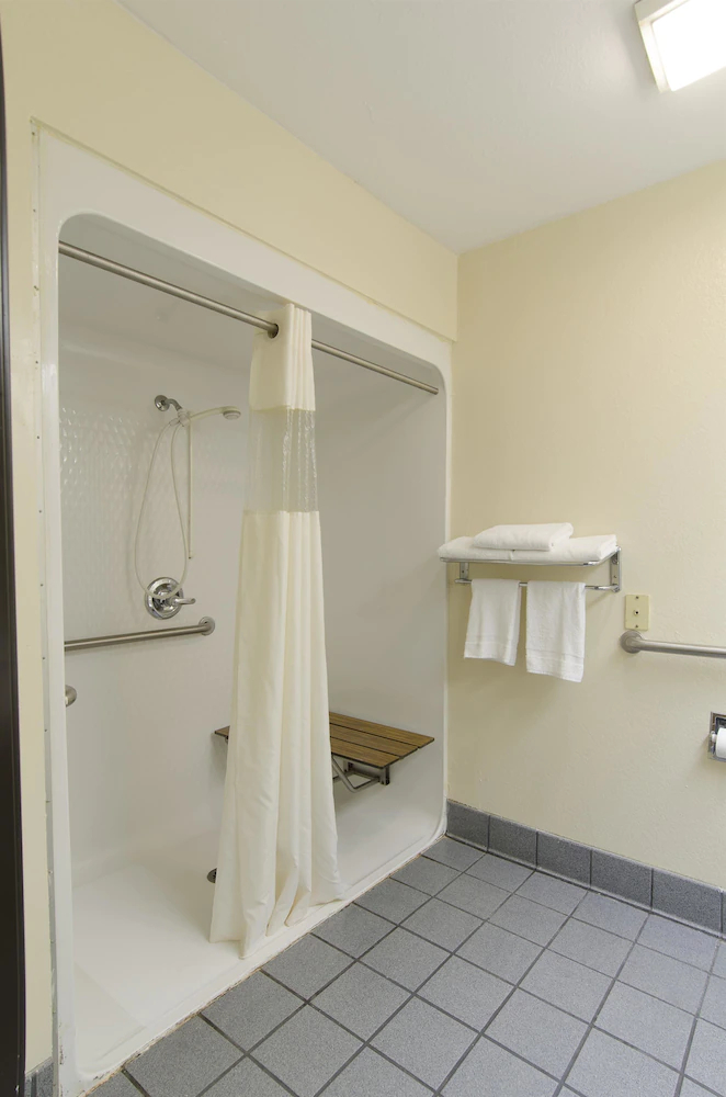 Red Roof Inn San Marcos
