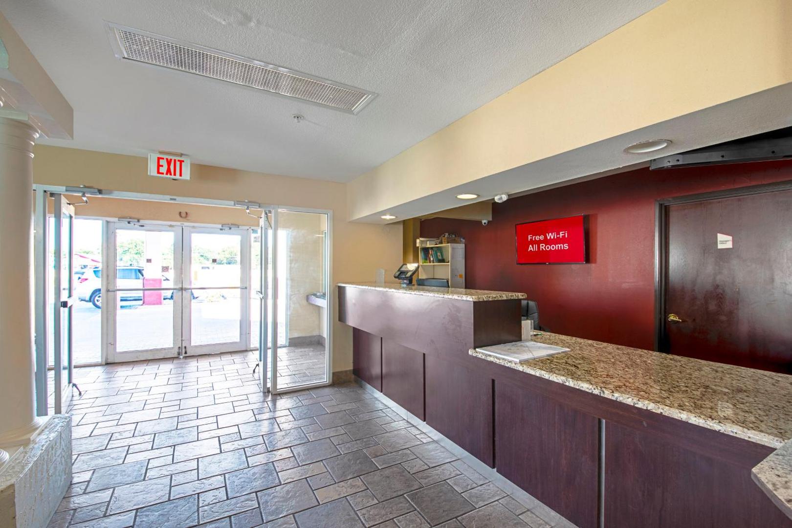 Red Roof Inn San Marcos