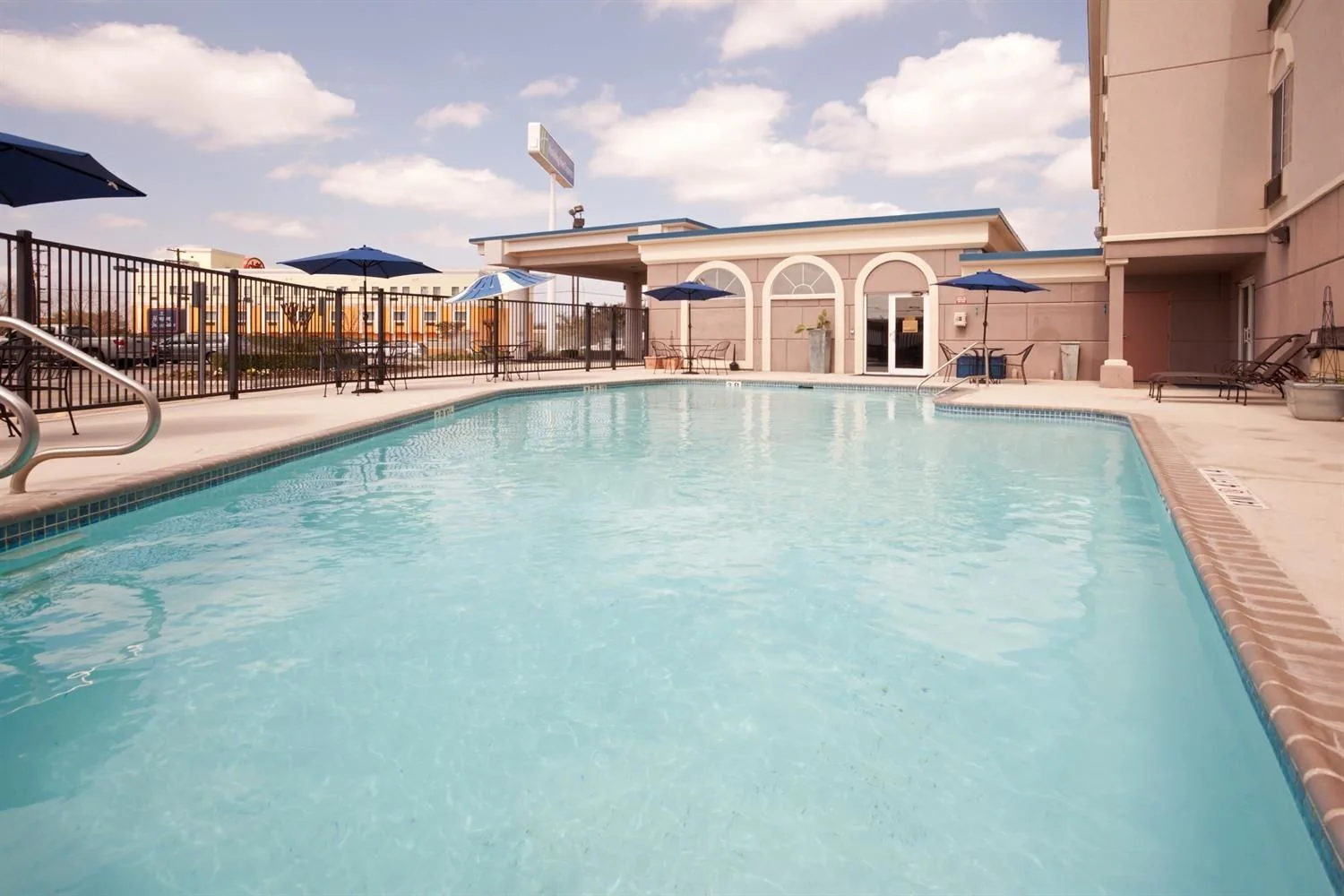 Wingate by Wyndham San Marcos