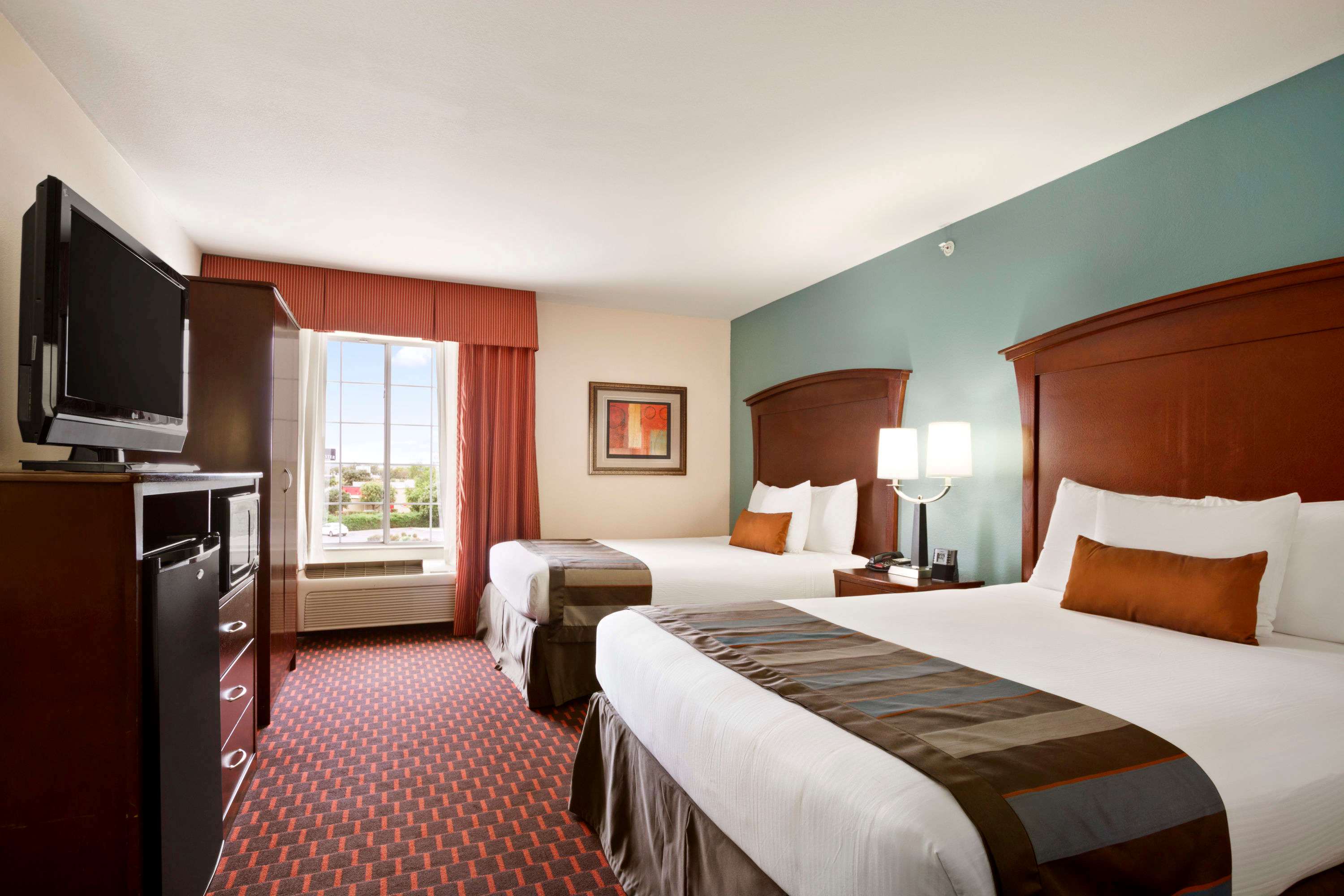 Wingate by Wyndham San Marcos