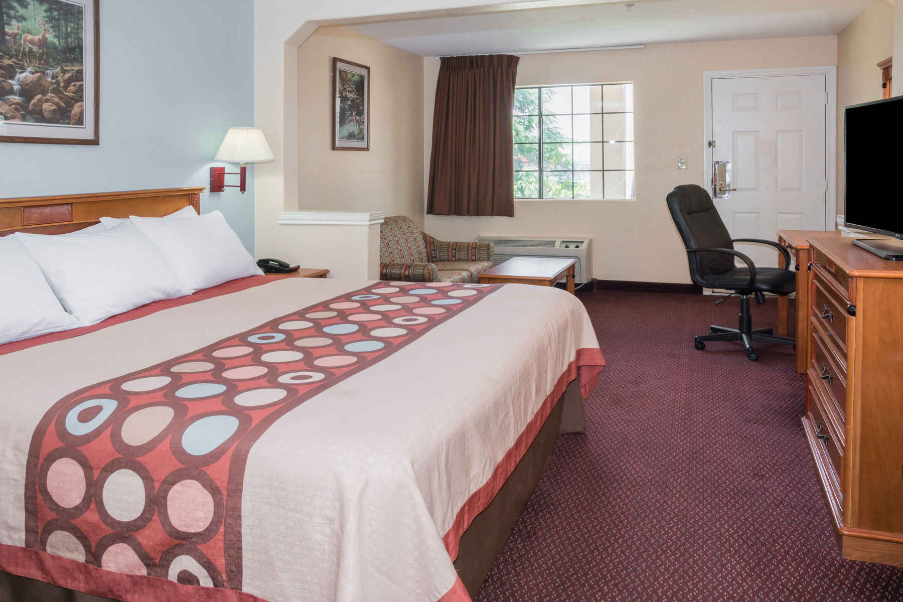 Super 8 by Wyndham Sealy