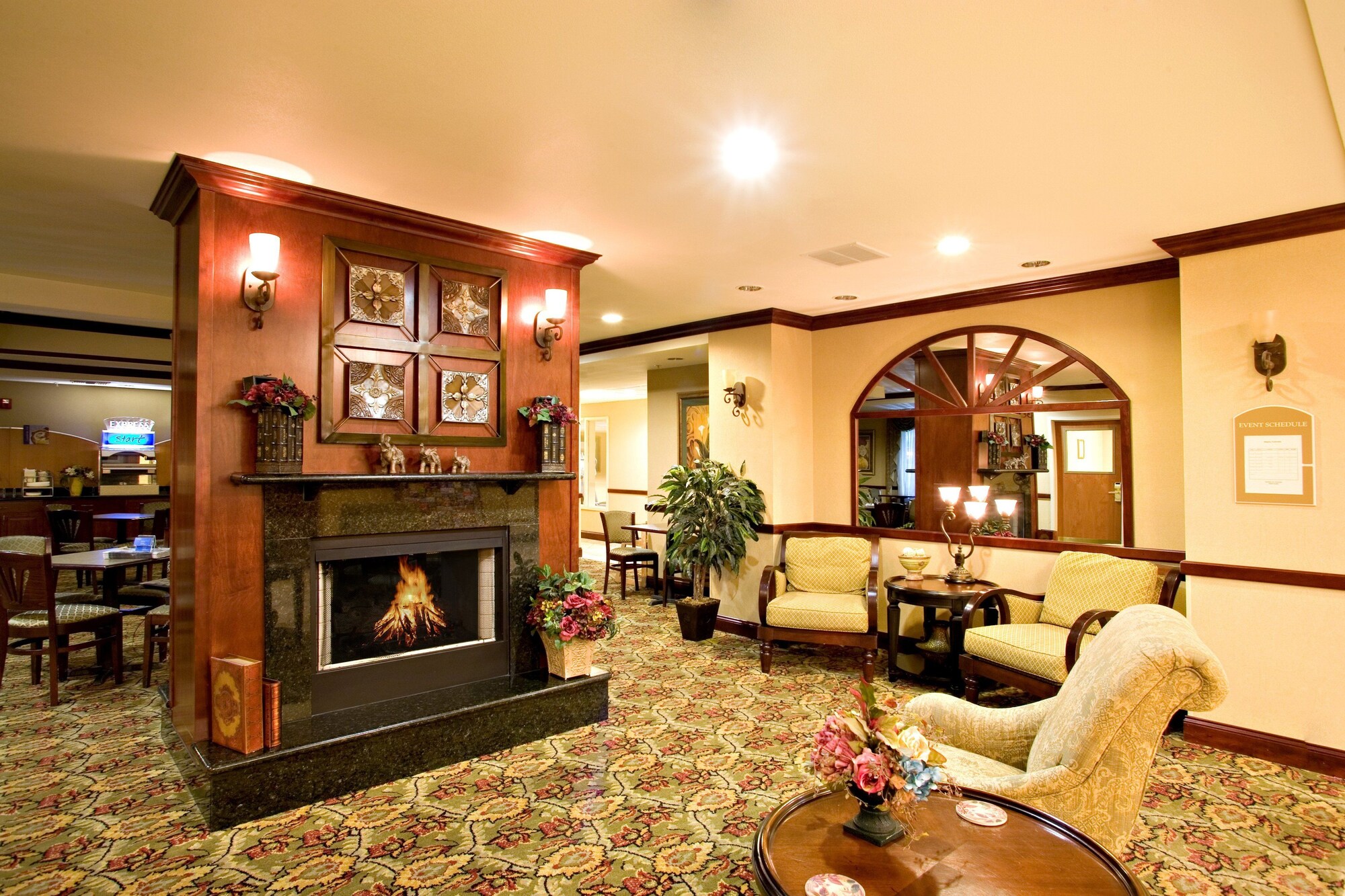 Holiday Inn Express & Suites Selma