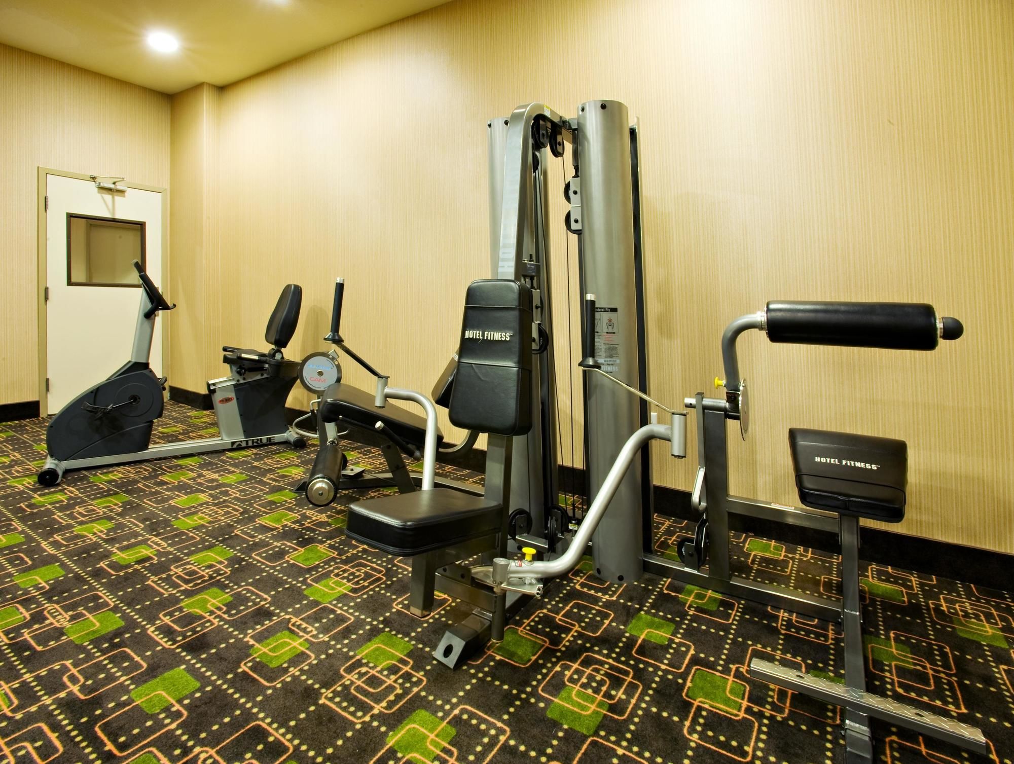 Holiday Inn Express & Suites Shamrock North