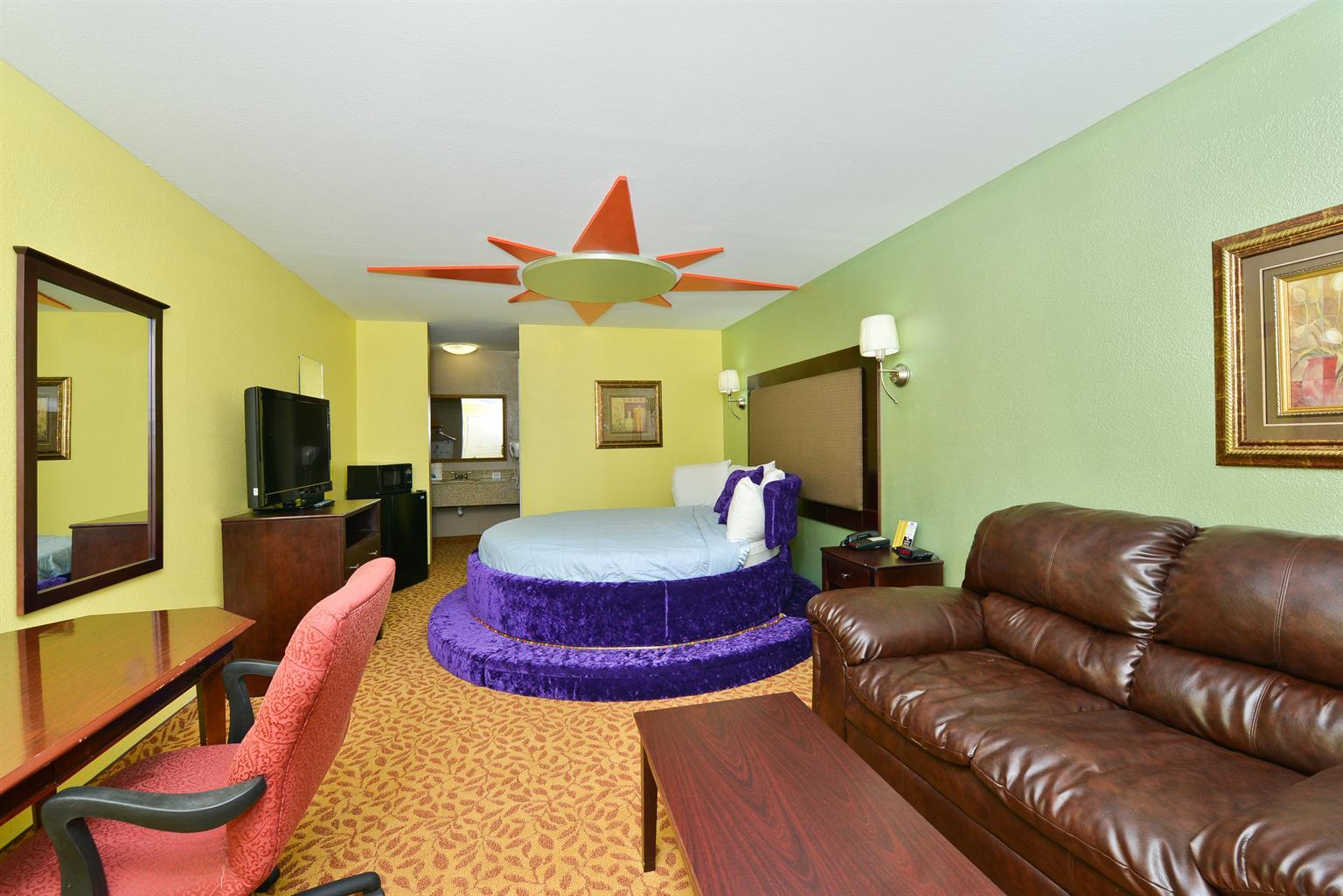 Scottish Inns & Suites Shenandoah Woodlands