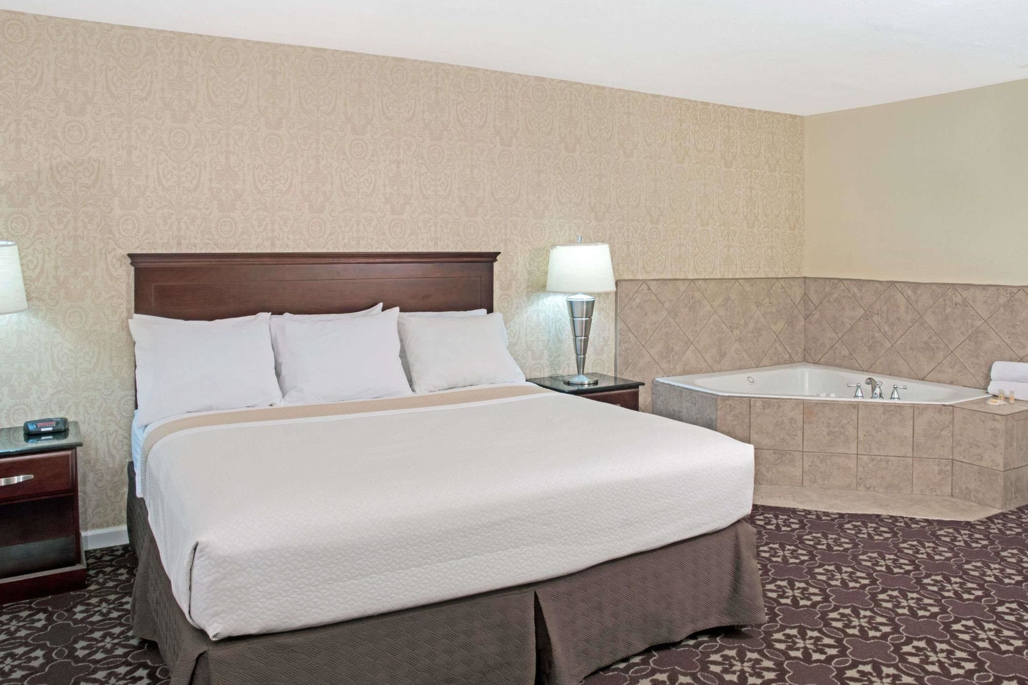 Days Inn by Wyndham Shenandoah