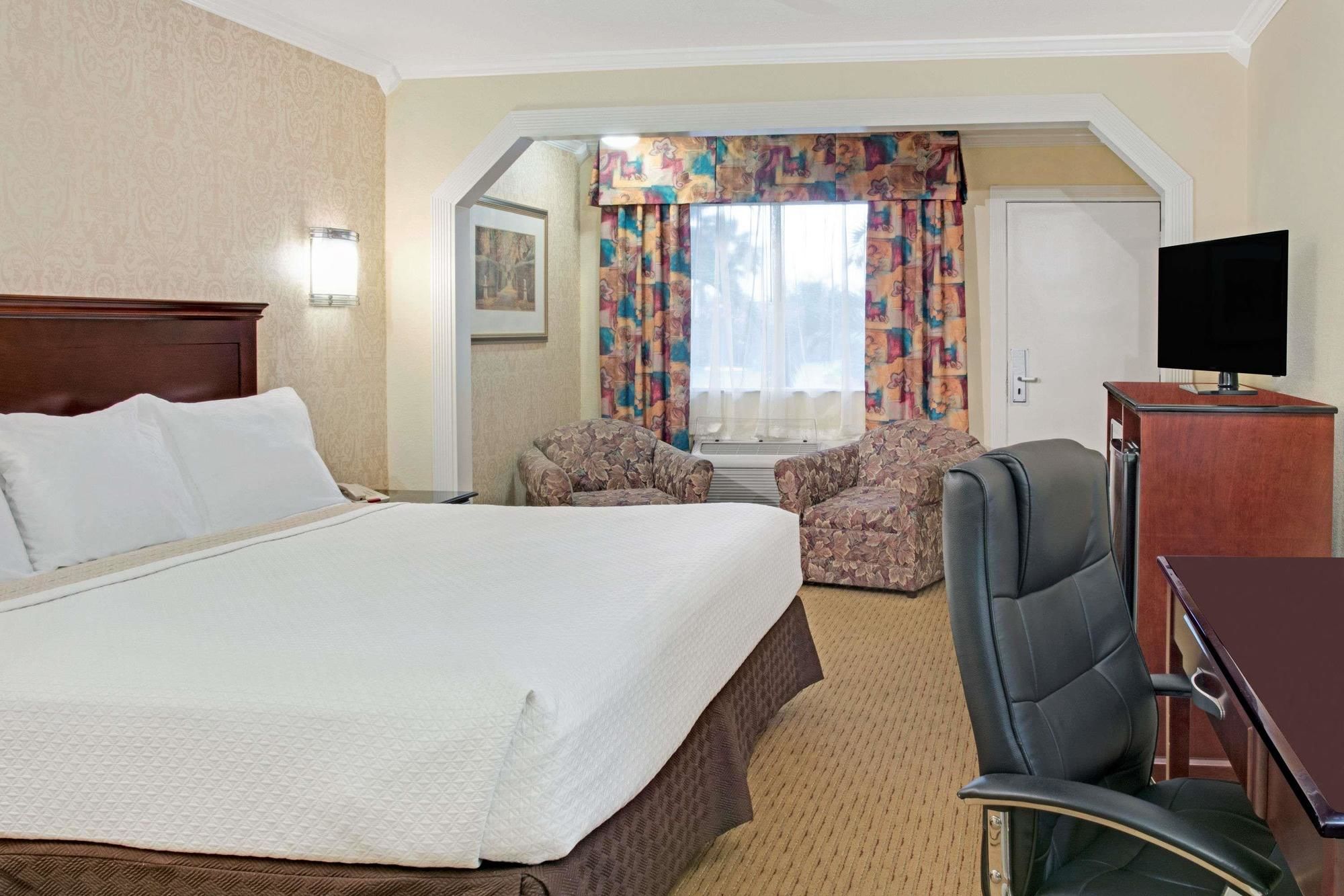 Days Inn by Wyndham Shenandoah