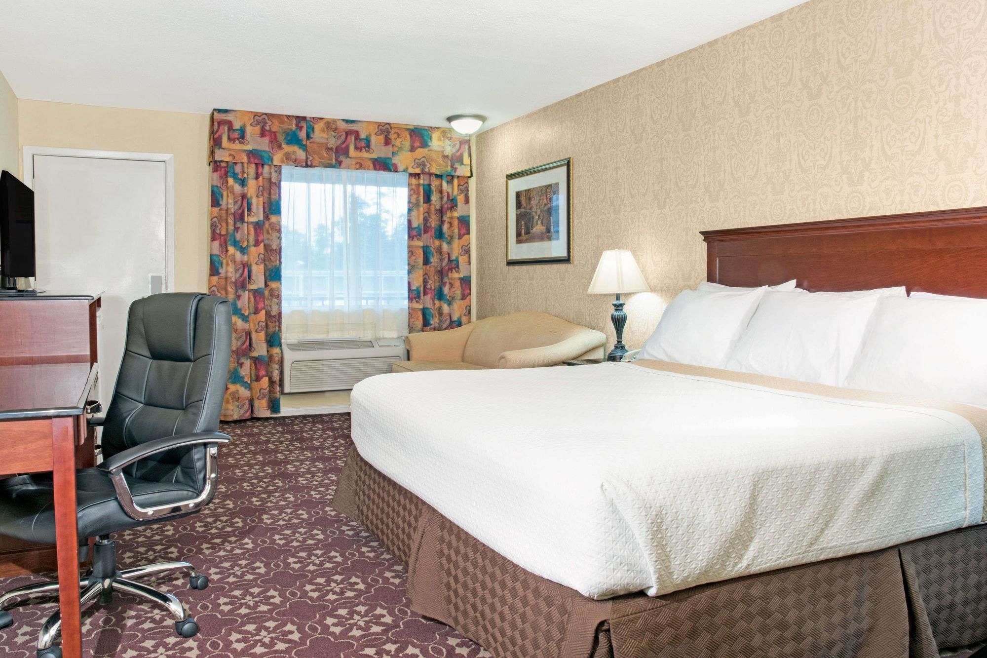 Days Inn by Wyndham Shenandoah