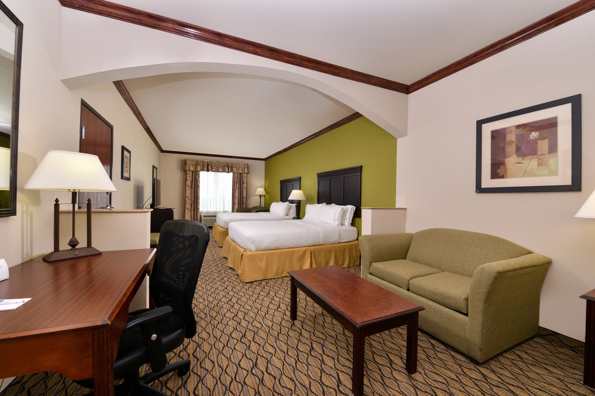 Holiday Inn Express Hotel & Suites Sherman Hwy 75