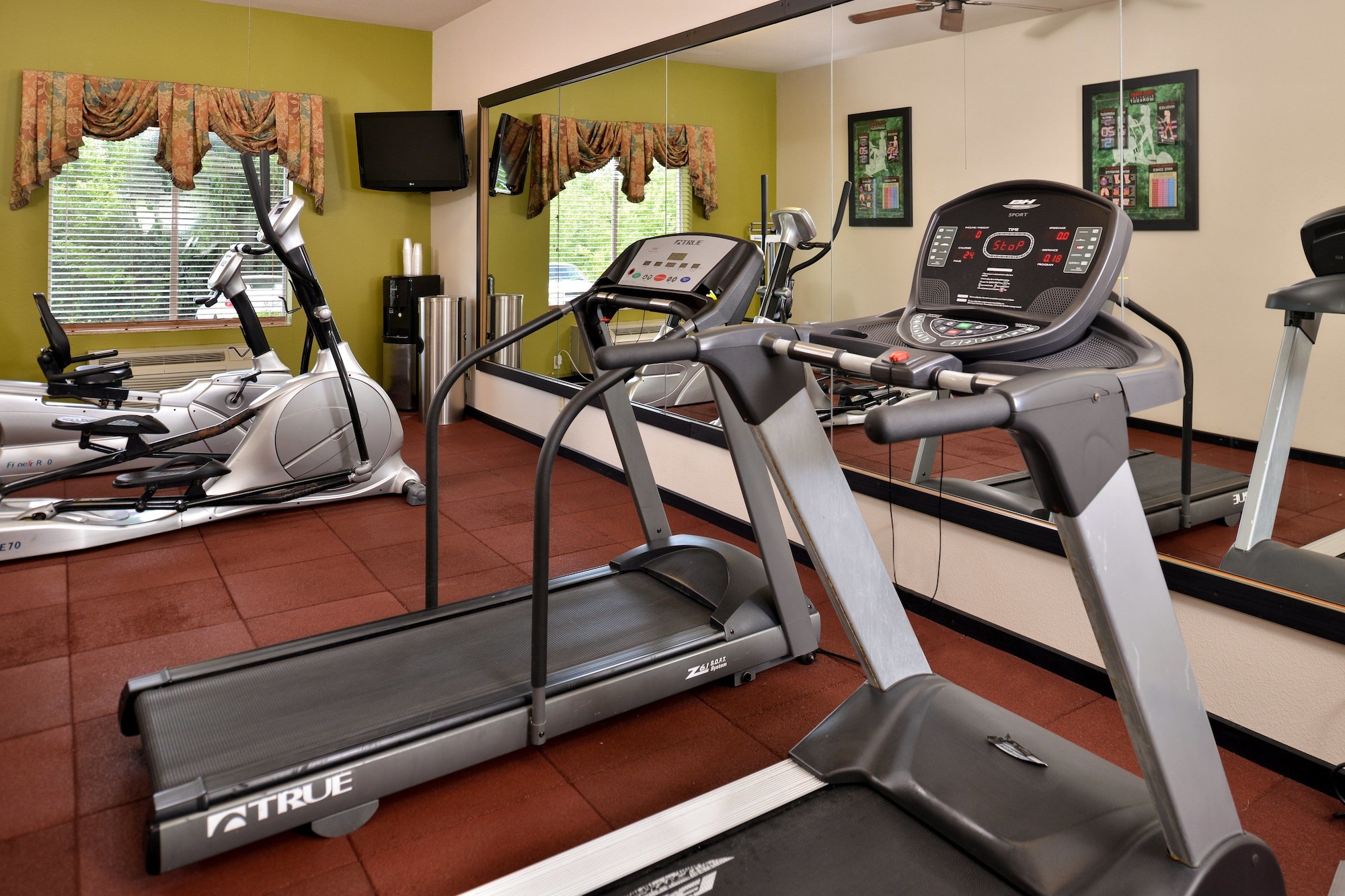 Holiday Inn Express Hotel & Suites Sherman Hwy 75