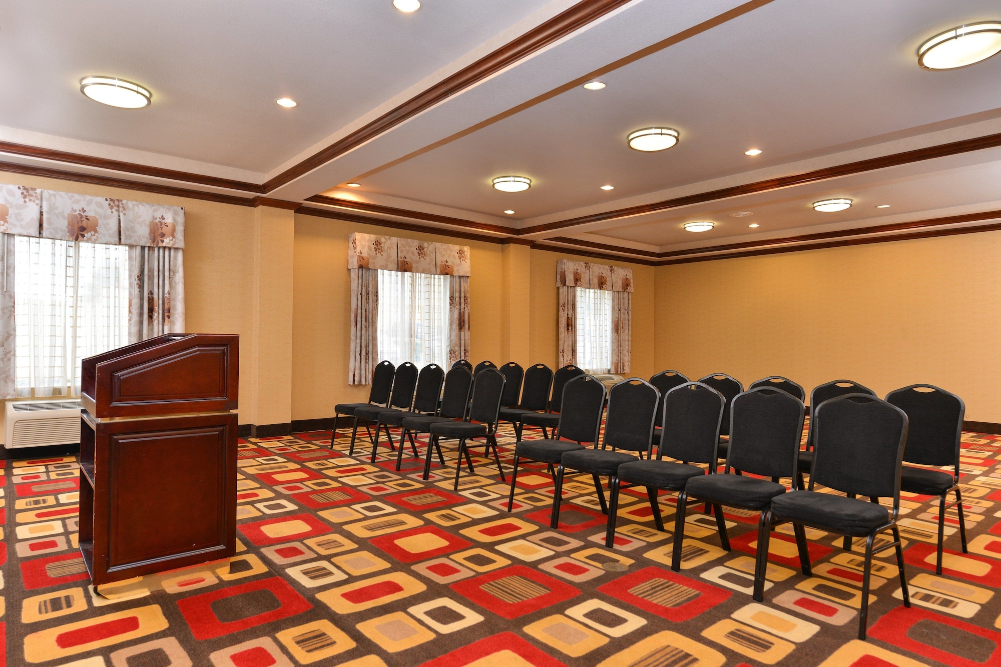 Holiday Inn Express Hotel & Suites Sherman Hwy 75