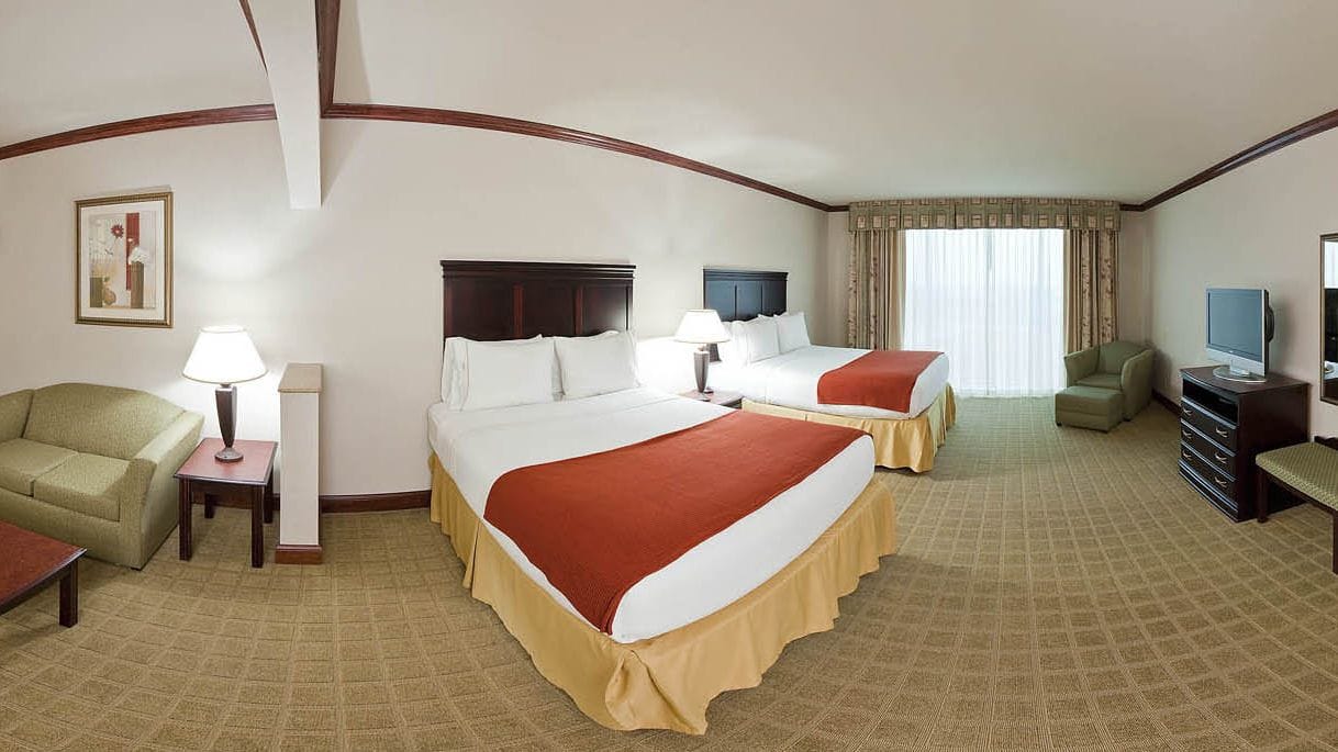 Holiday Inn Express Hotel & Suites Sherman Hwy 75