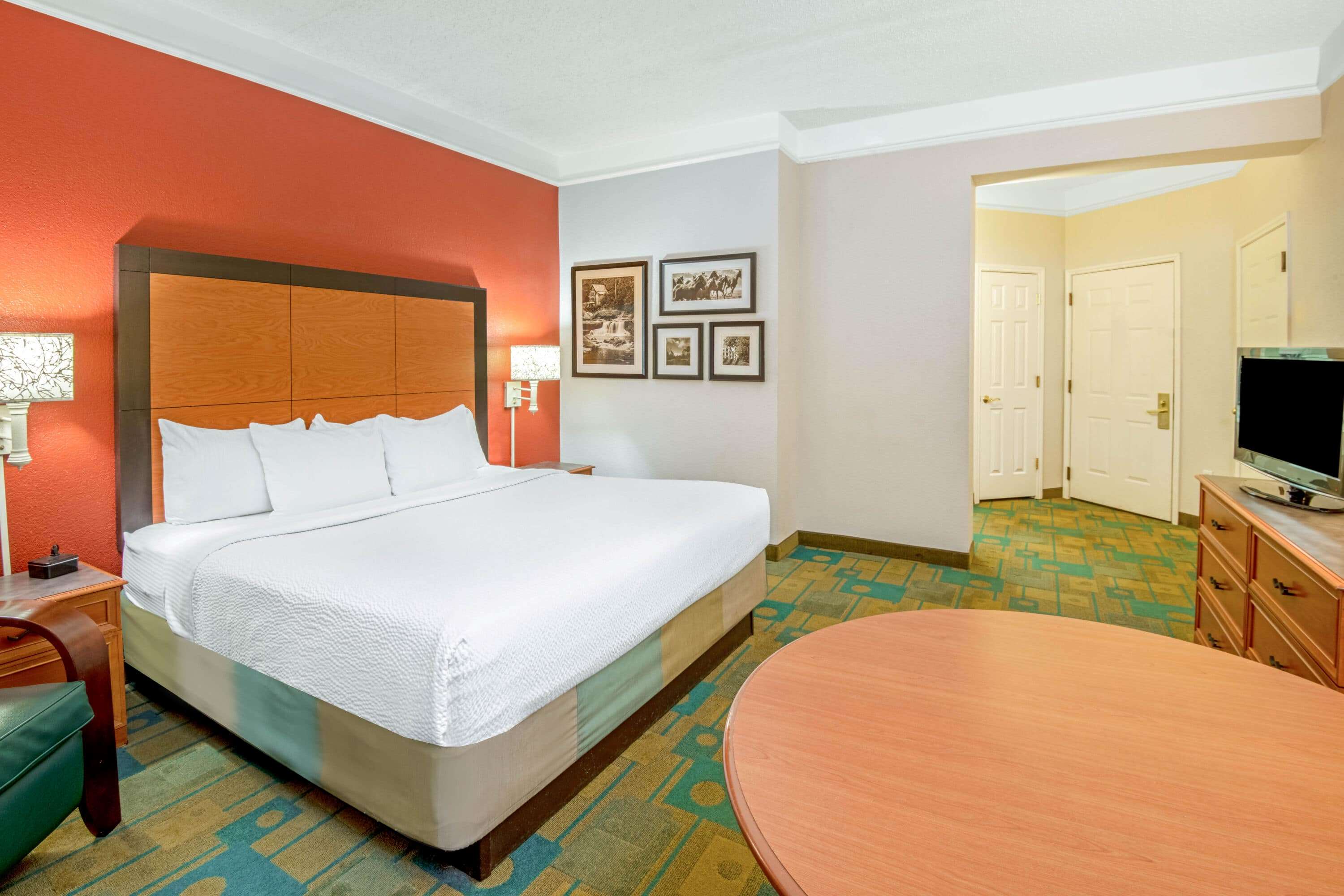 La Quinta Inn & Suites by Wyndham Sherman