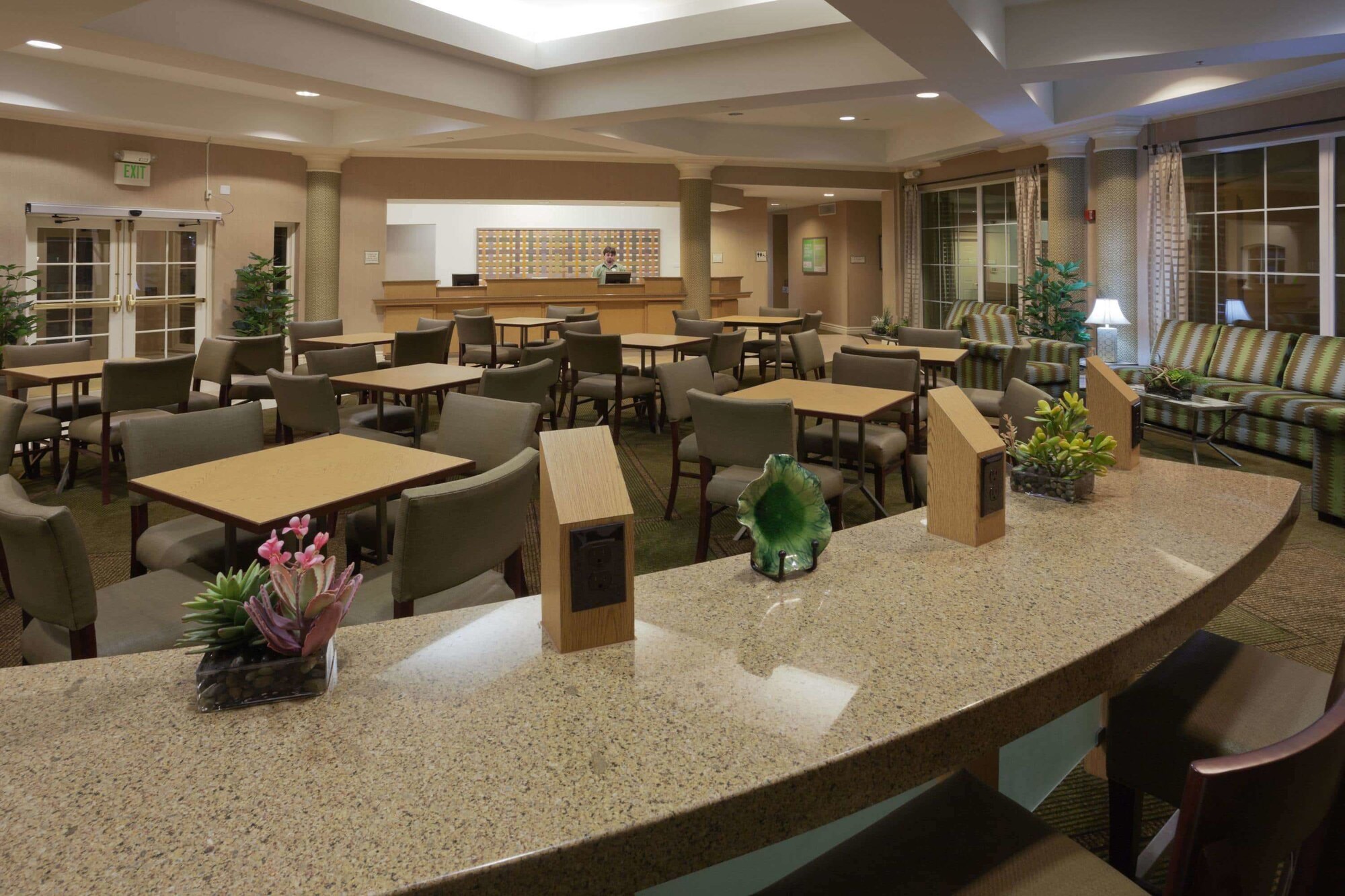 La Quinta Inn & Suites by Wyndham Sherman