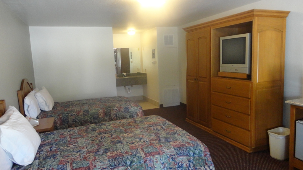 Garden Inn & Suites