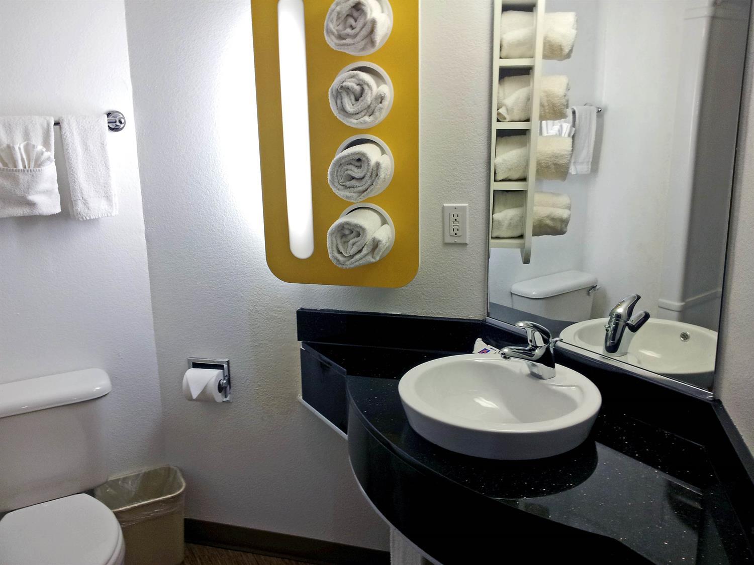 Motel 6 Sinton