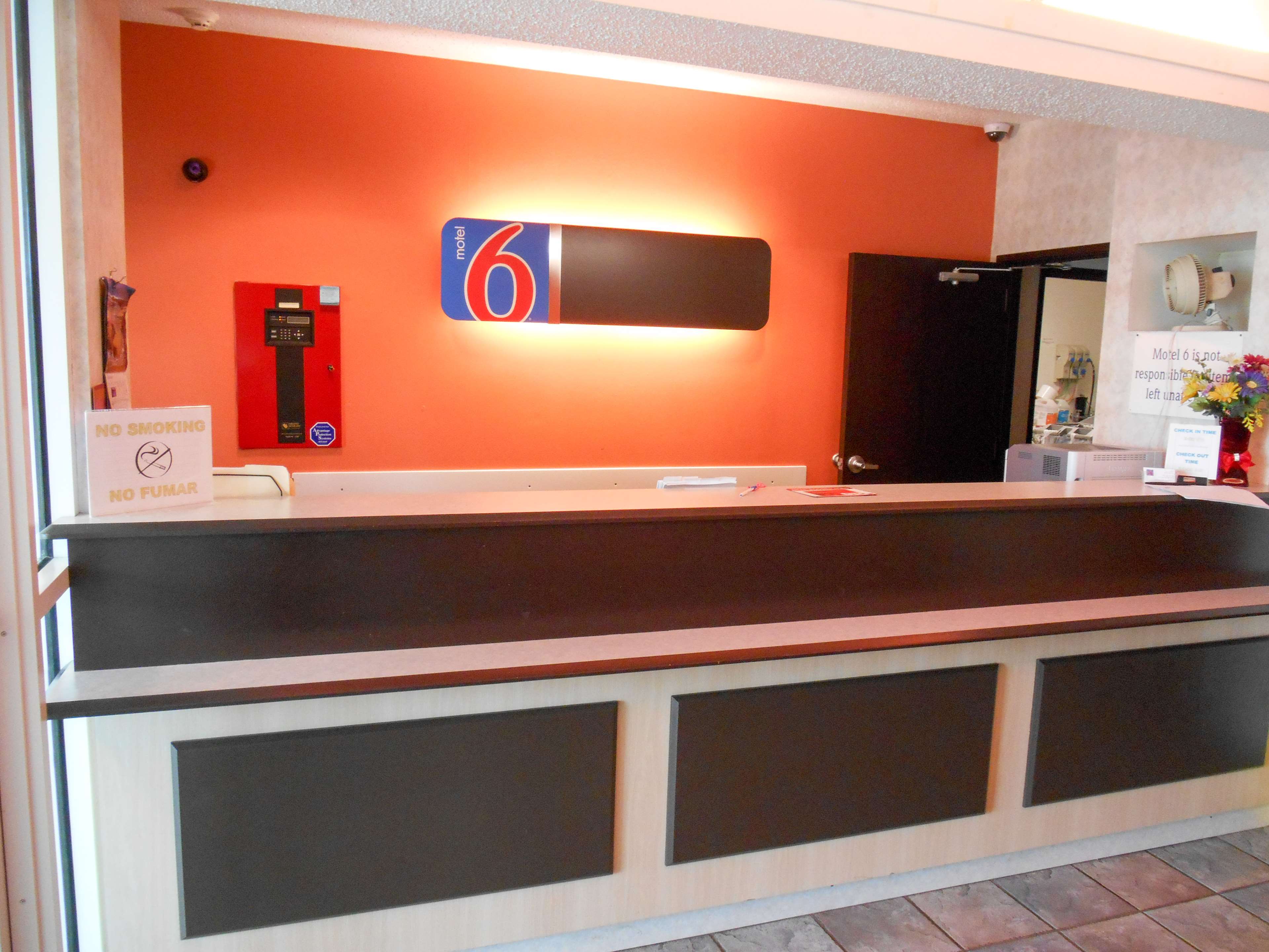 Motel 6 Sinton