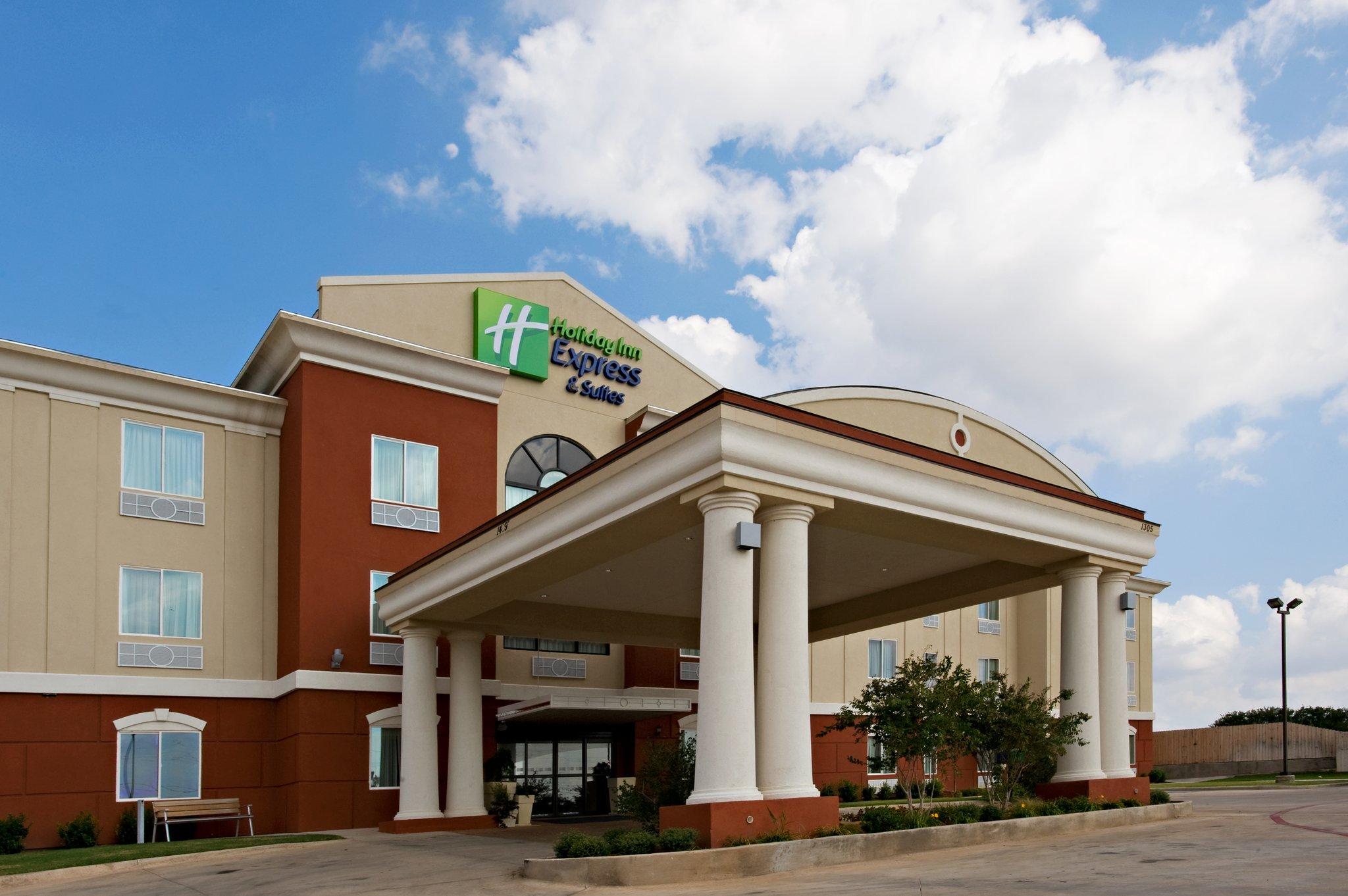 Holiday Inn Express Hotel & Suites Snyder