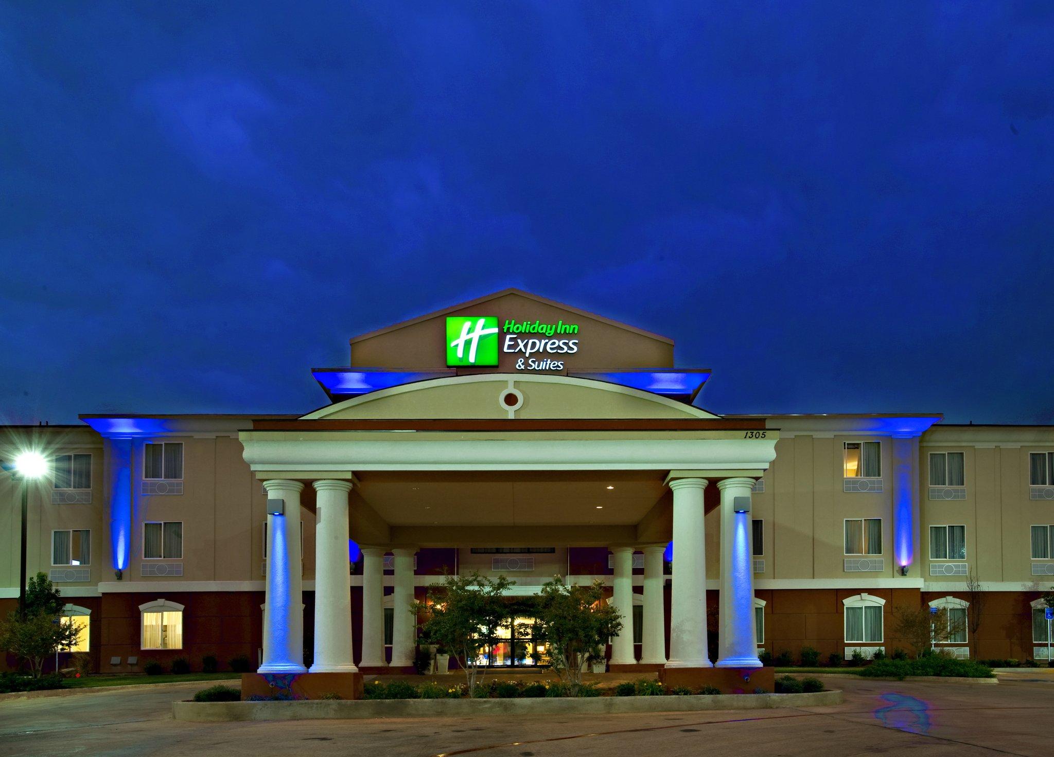 Holiday Inn Express Hotel & Suites Snyder