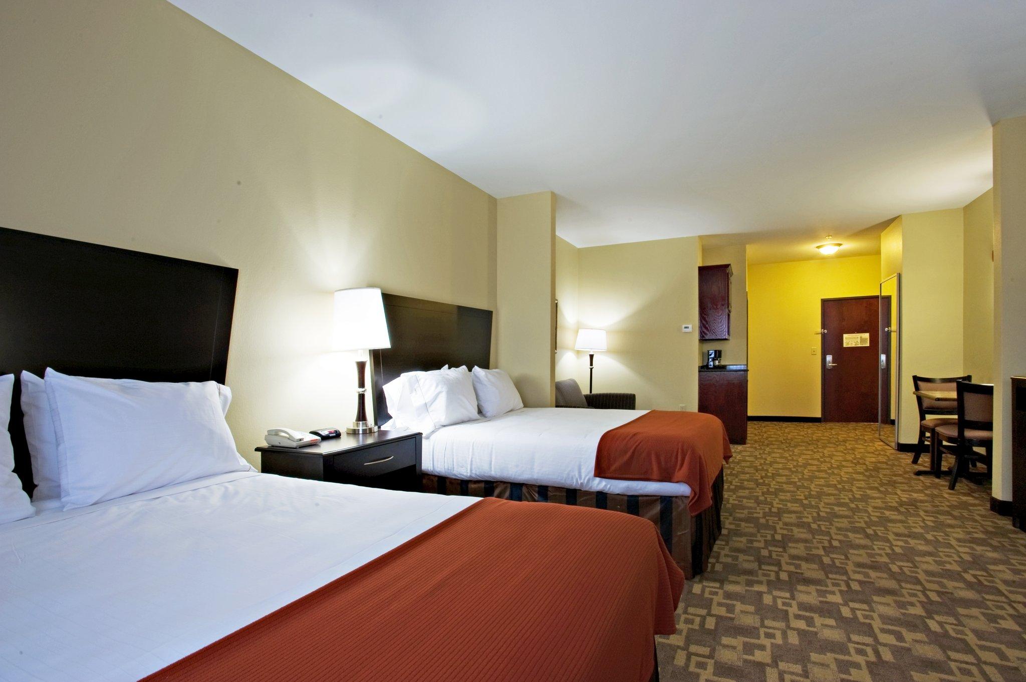 Holiday Inn Express Hotel & Suites Snyder